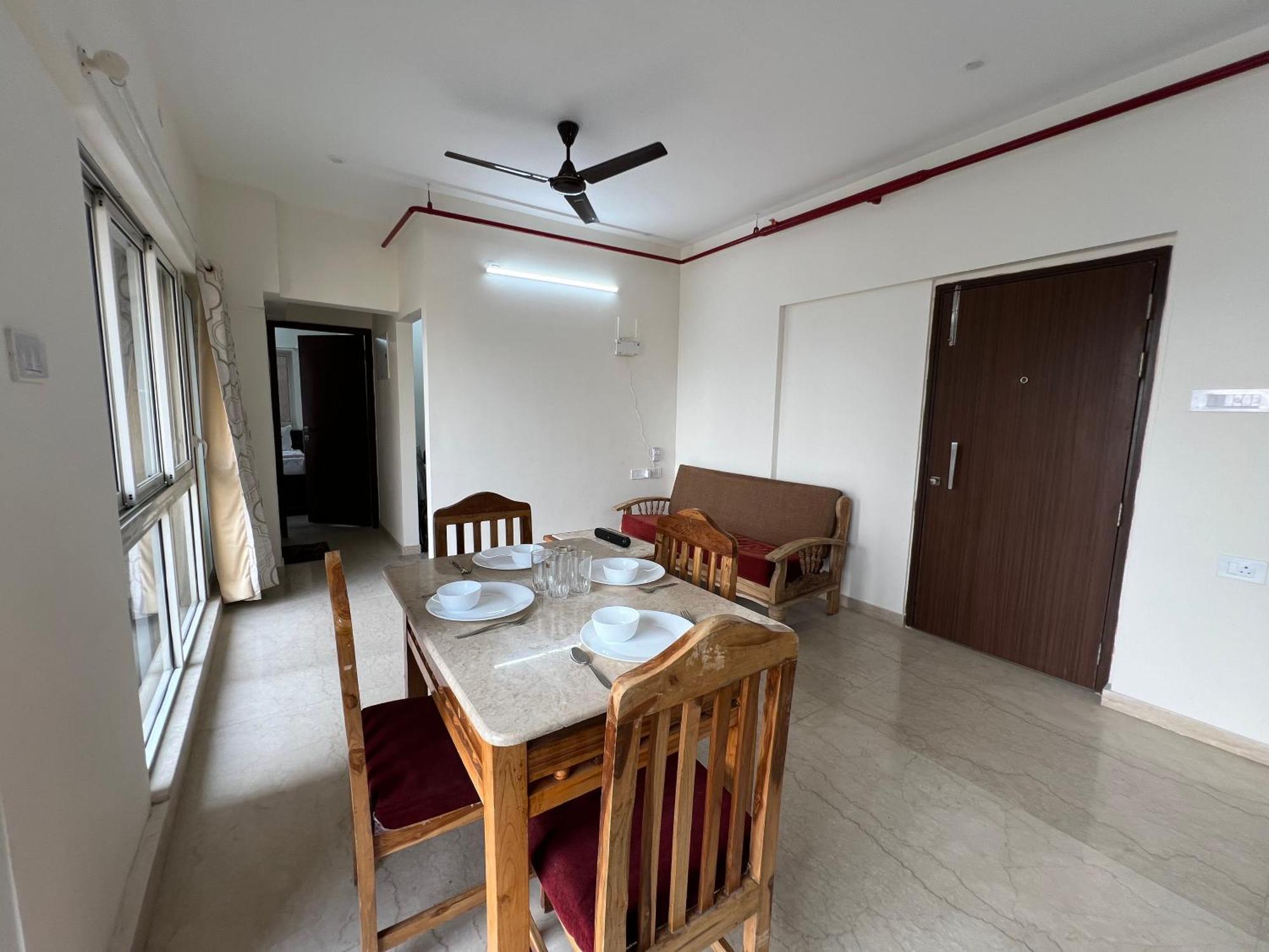 Pinaki Comfort Omkar Signet - Near Nesco Hotel 3*