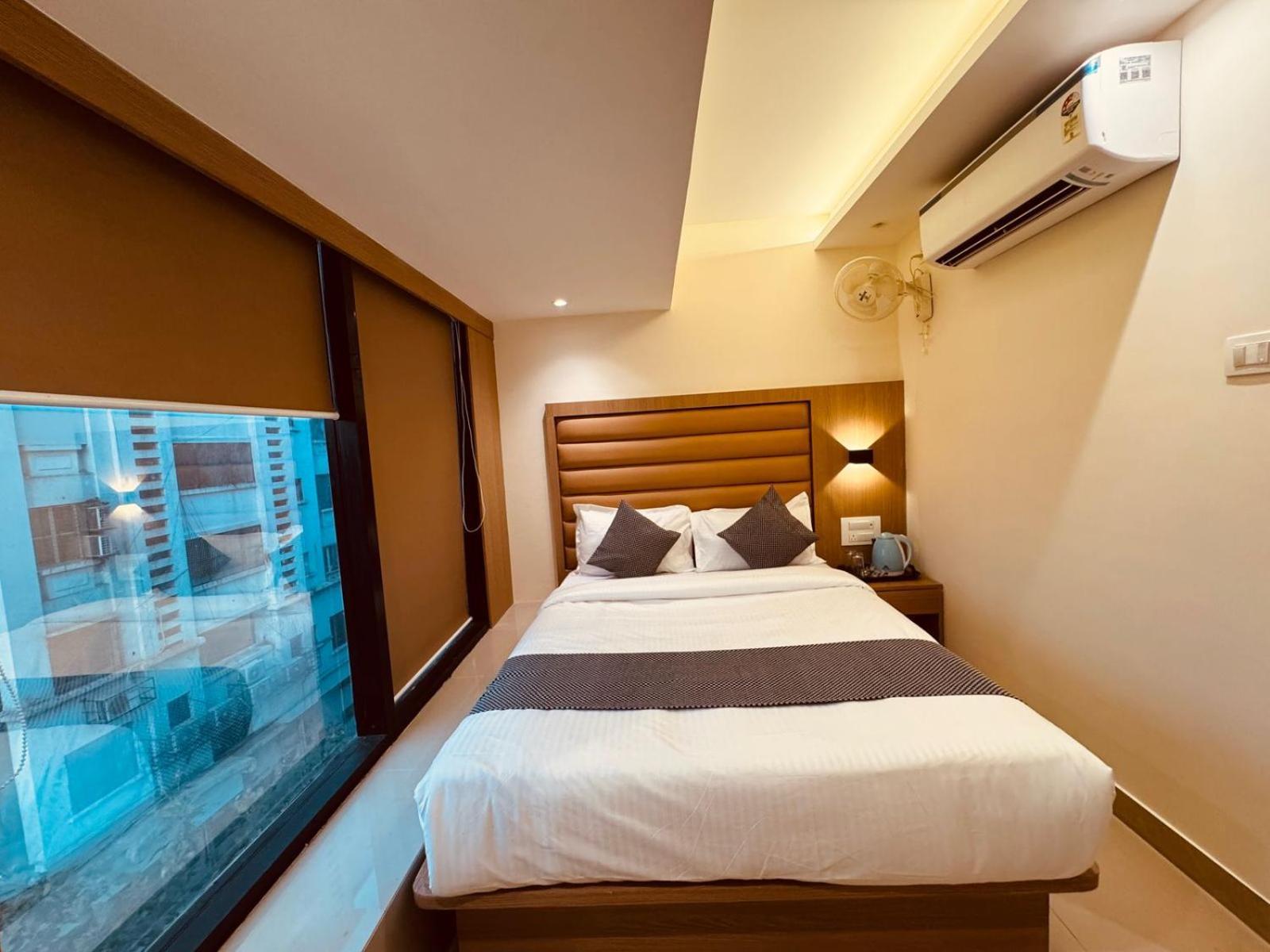 Cliff Garden 2* Mumbai