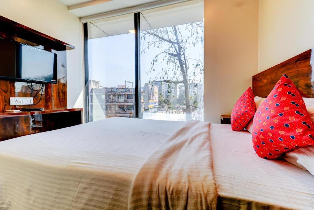 Prime Inn, Andheri West - Near International Airport Hotel 3*
