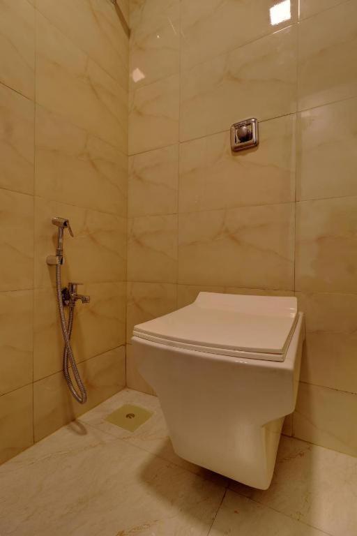 Prime Inn, Andheri West - Near International Airport Hotel Mumbai