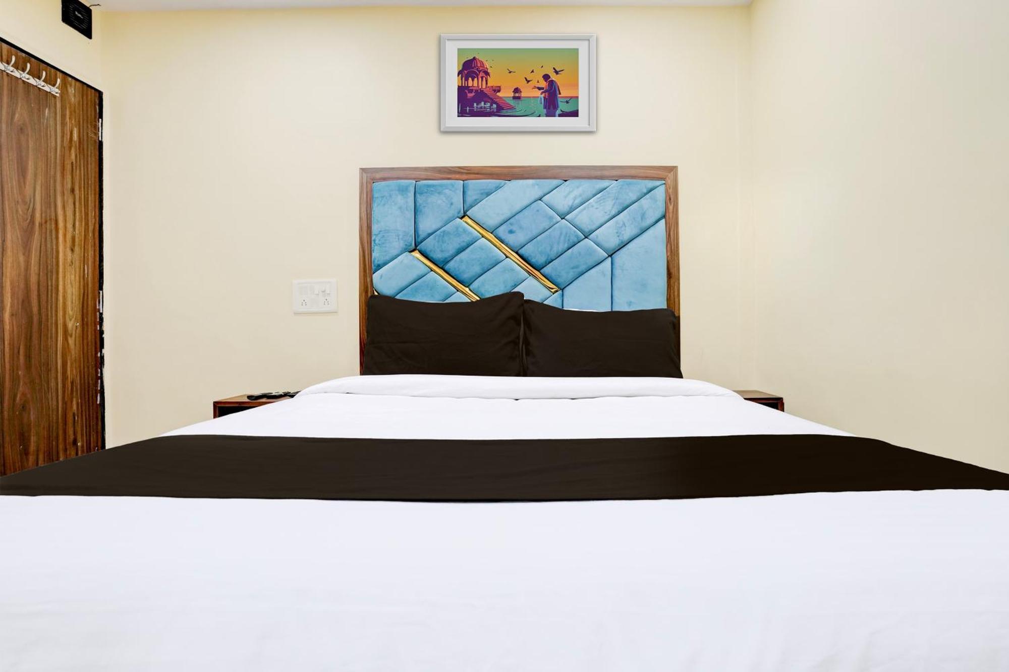 Hotel O Aai Om Residency Mumbai