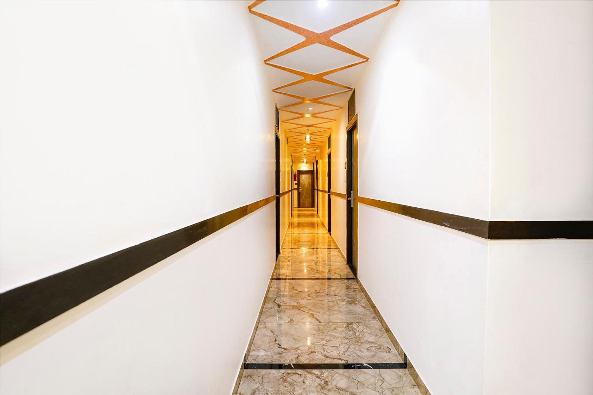 Fabhotel Bkc Anex Hotel