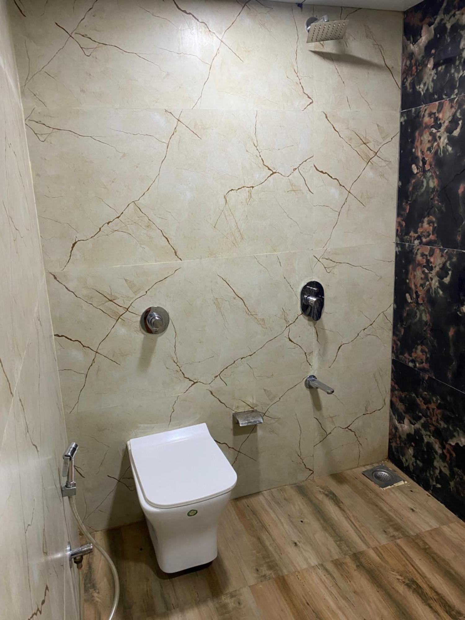 Bkc Gold View Mumbai