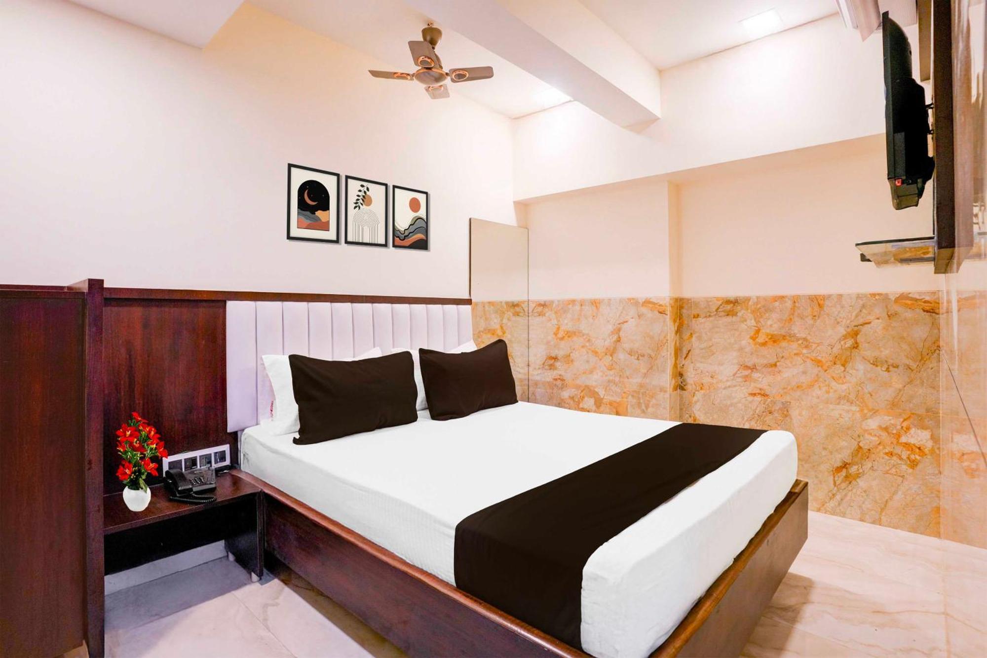 O Nandiwali Bus Terminal 3* Mumbai