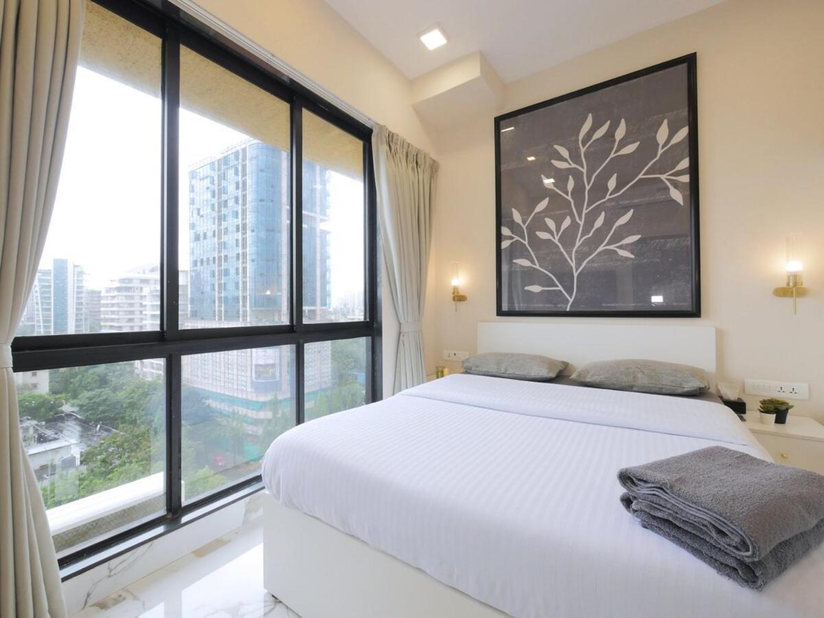 Milo Private 3bhk In Bandra Apartment
