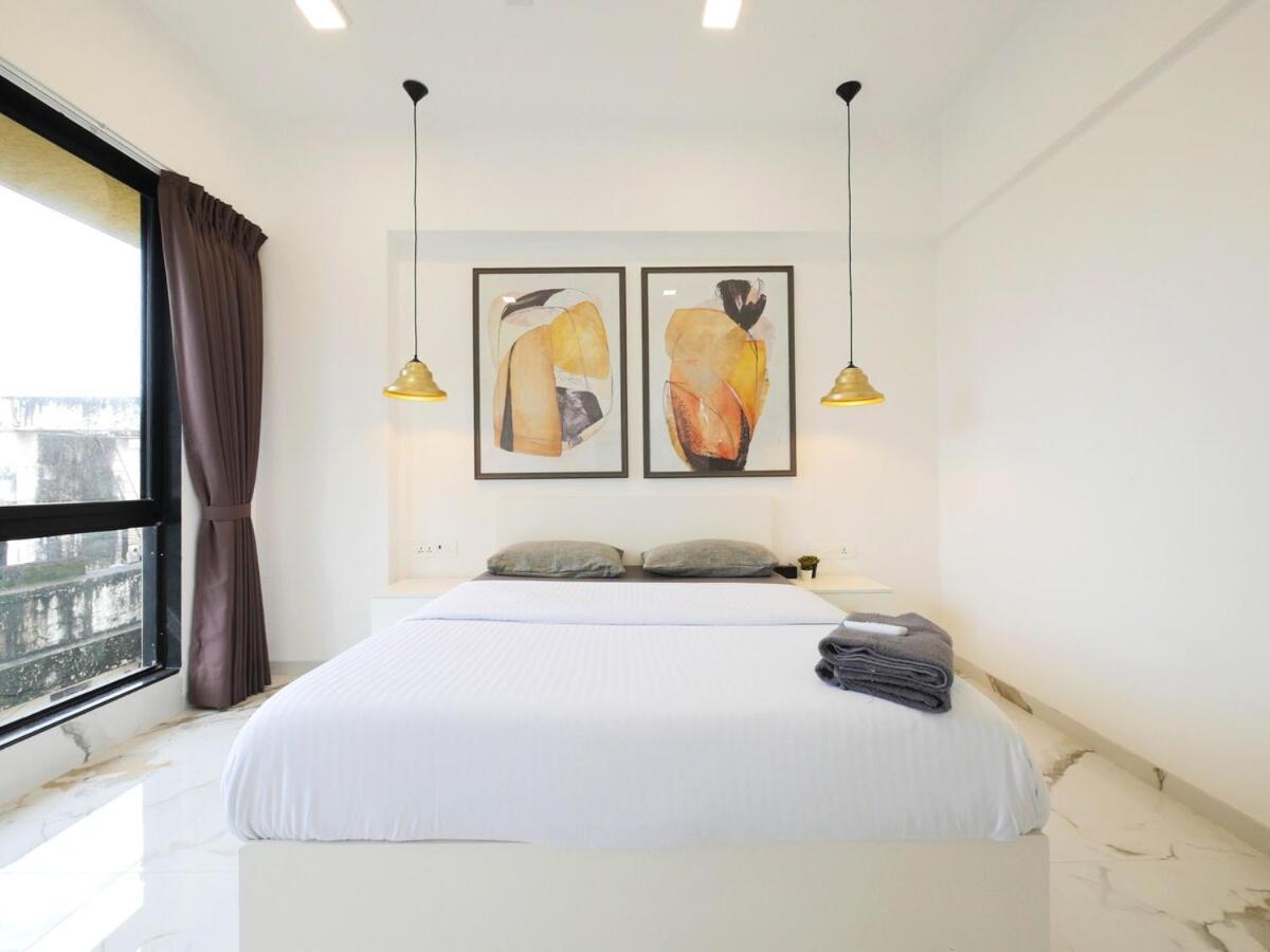 Milo Private 3bhk In Bandra Apartment *