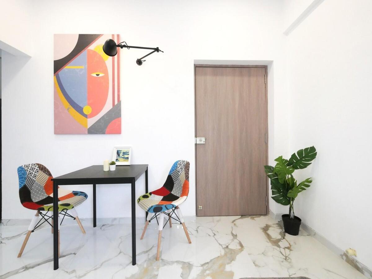 Milo Private 3bhk In Bandra *
