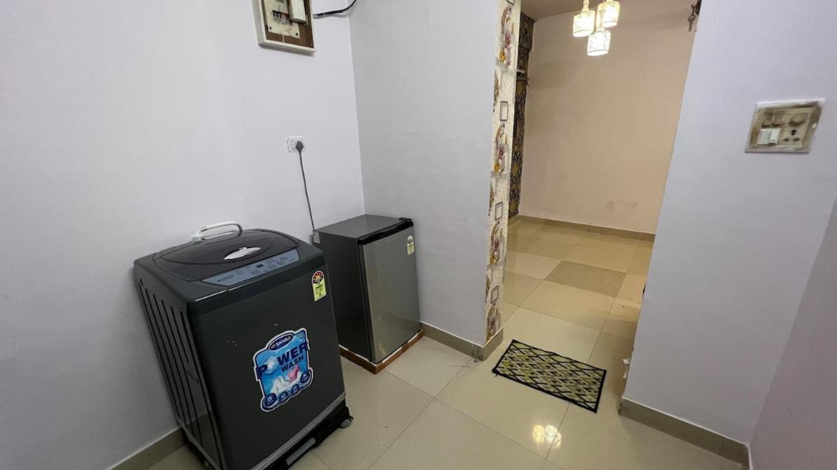 Apartment Entire Flat In Andheri West #08 Mumbai