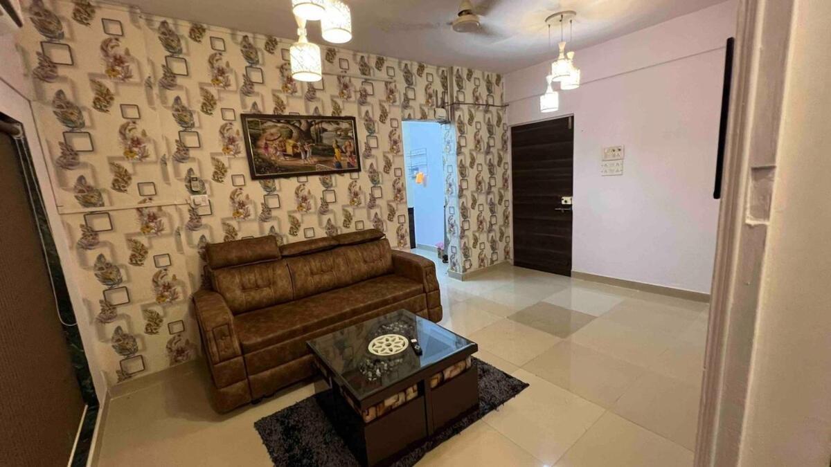 Entire Flat In Andheri West #08 *