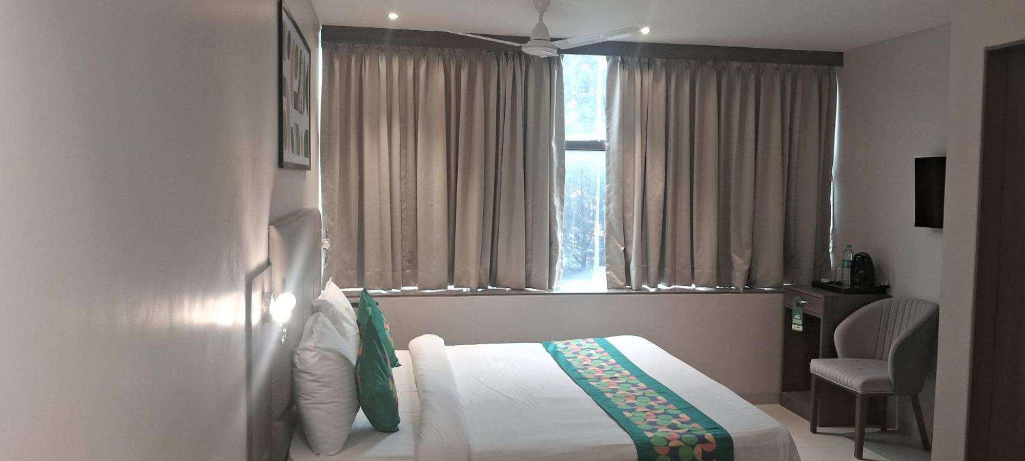 Shine Hospitality Boutique Hotel 3*