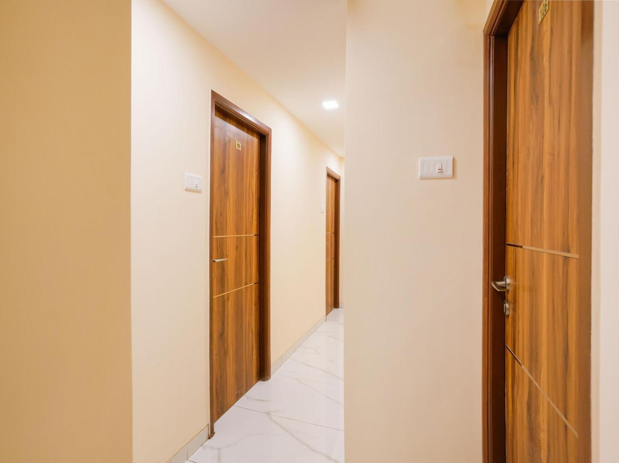 Hotel O King Residency Near Bharat Talkies