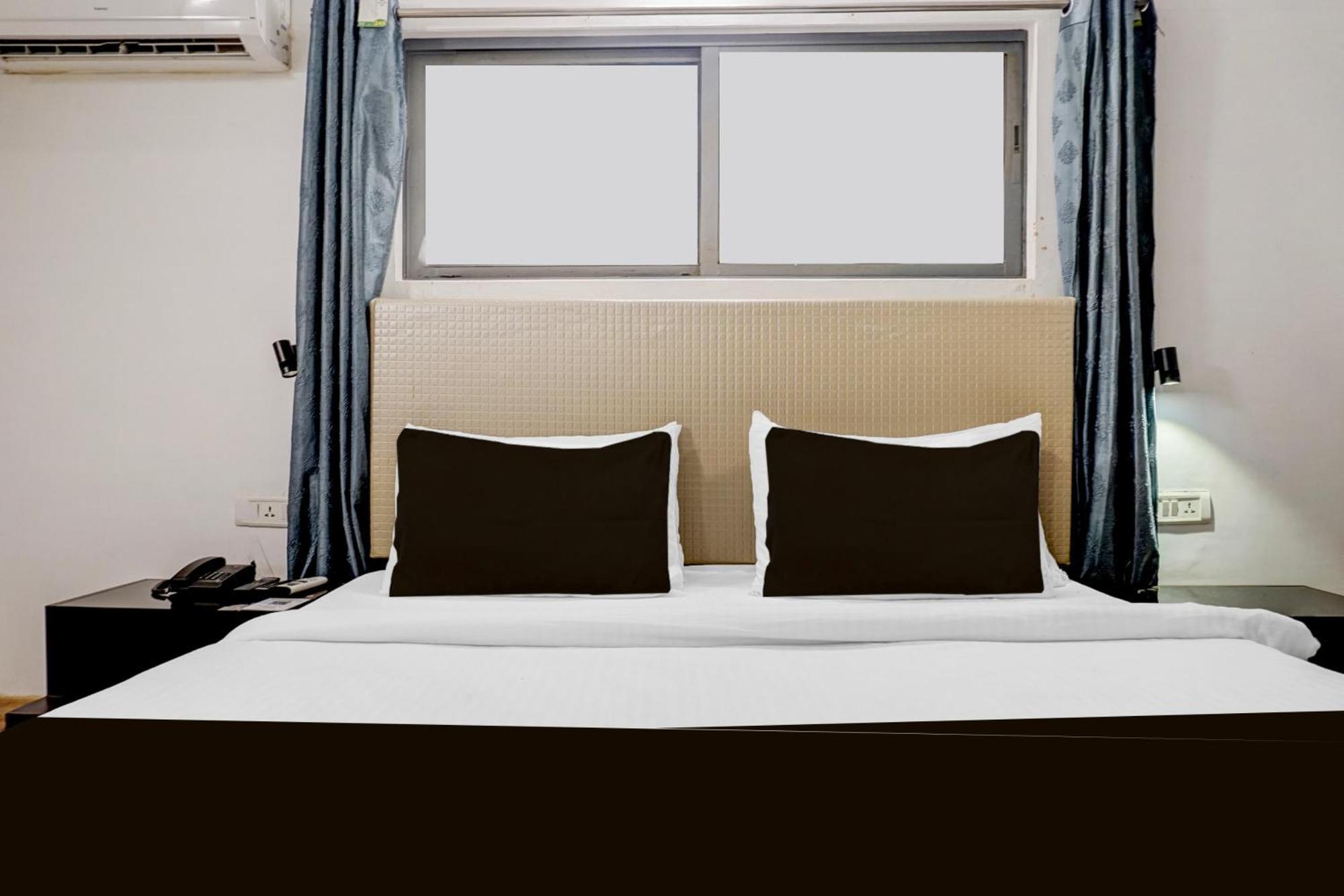 Hotel Super Townhouse Exhibition Centre Goregaon 3*
