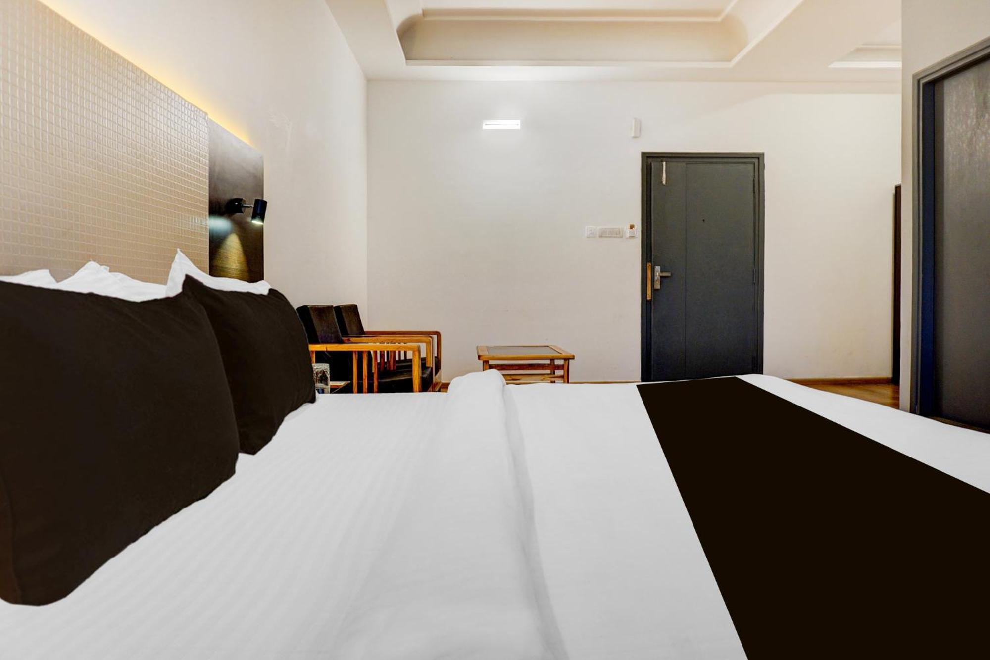 Super Townhouse Exhibition Centre Goregaon Hotel Mumbai