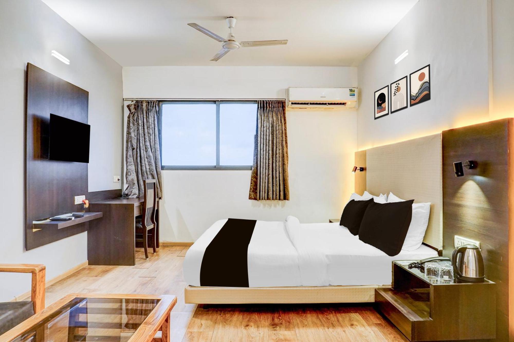 Super Townhouse Exhibition Centre Goregaon Hotel 3*
