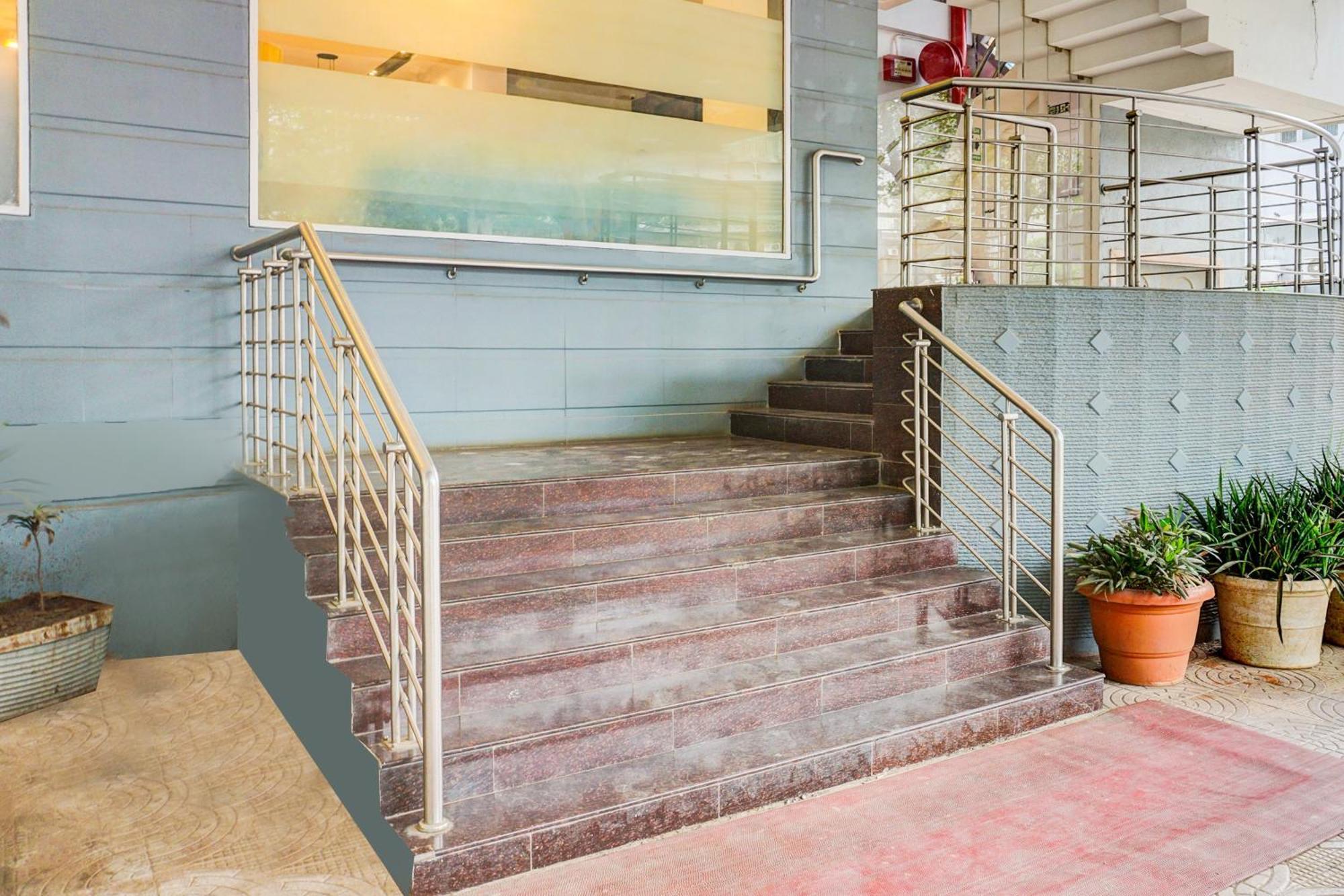 Hotel Super Townhouse Exhibition Centre Goregaon 3*