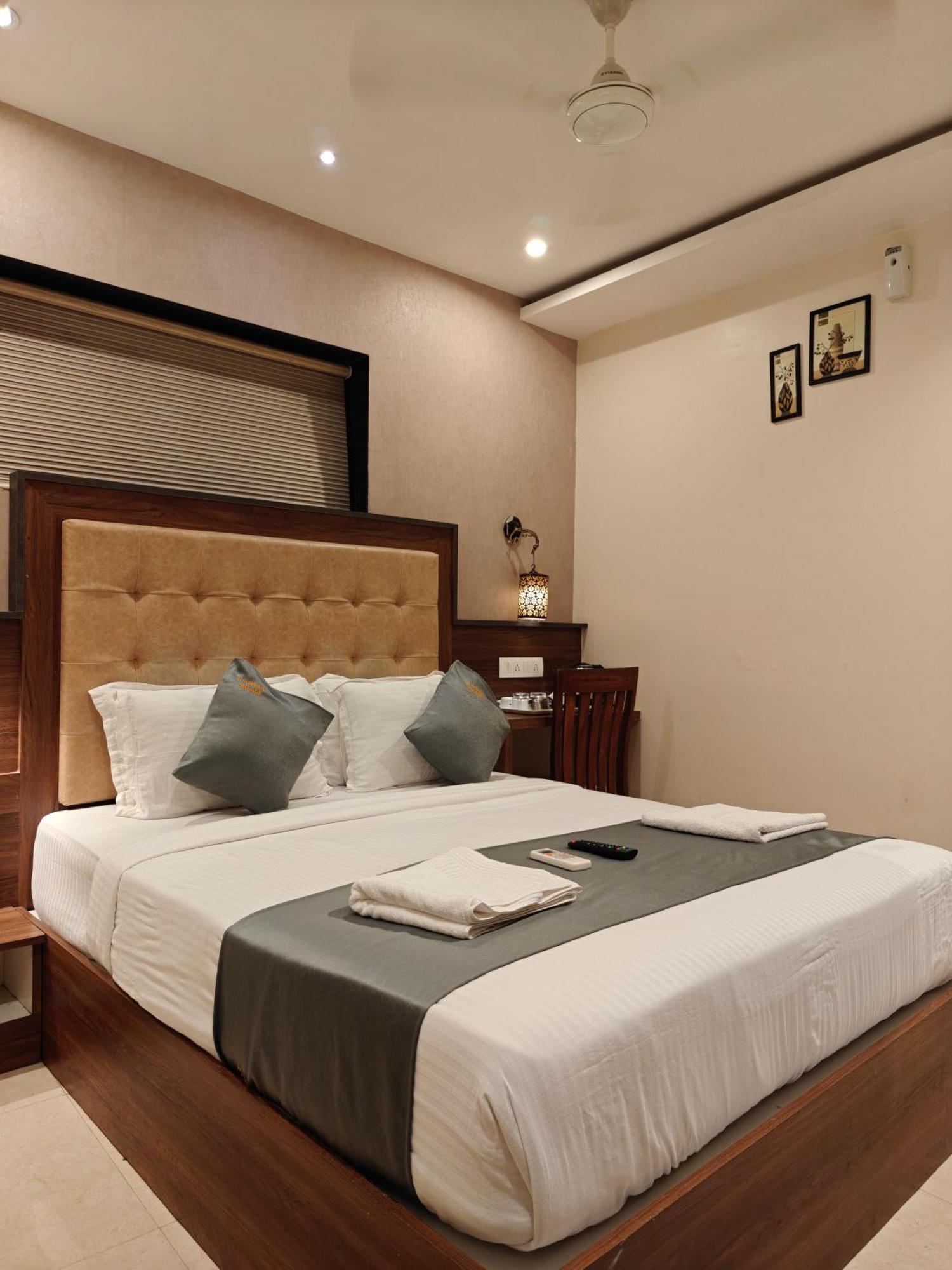 Amber Palace Hotel 3*