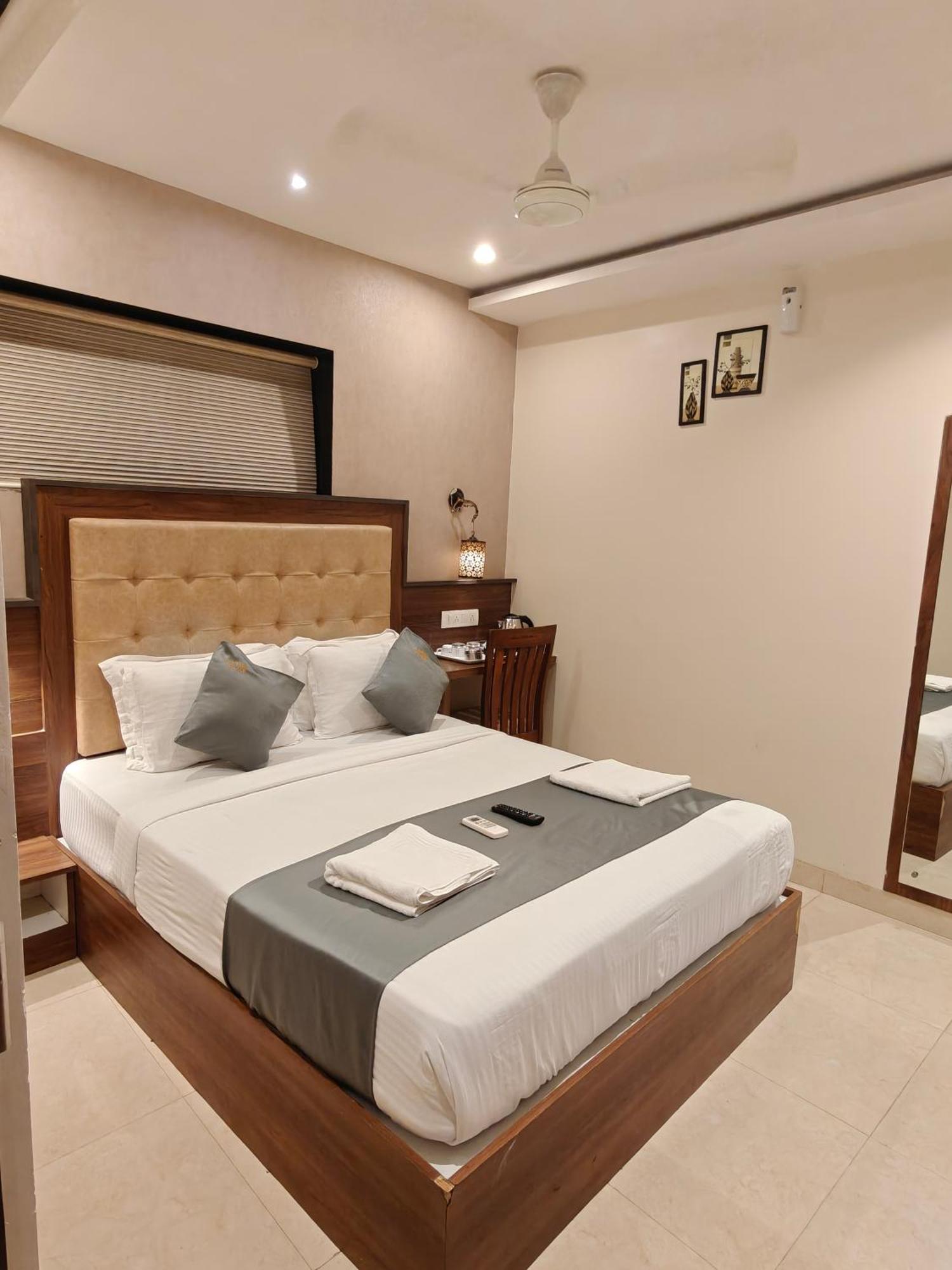 Amber Palace Hotel 3*