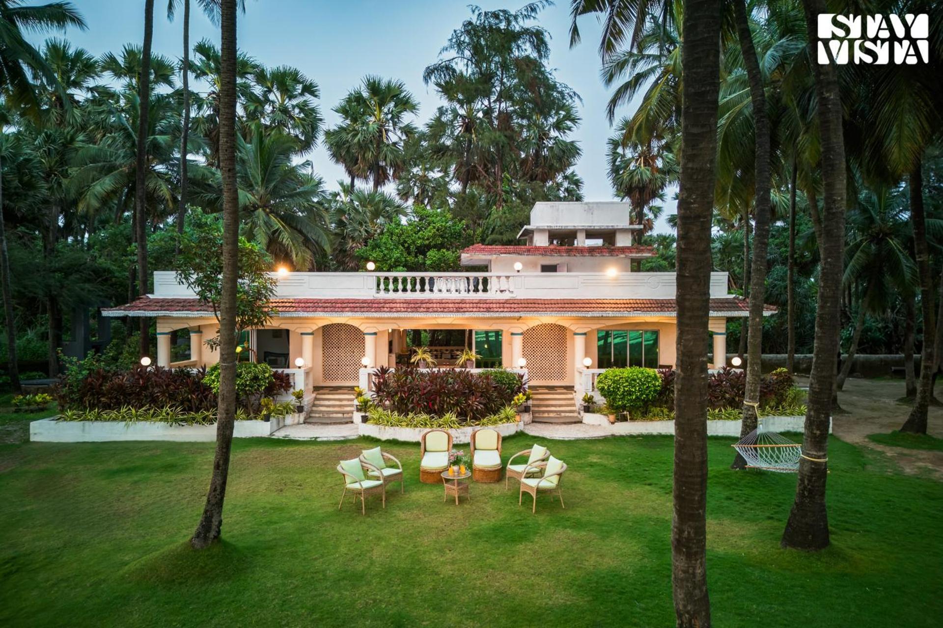 Villa Stayvista's Bharat - Beachfront Serenity With A Spacious Lawn *