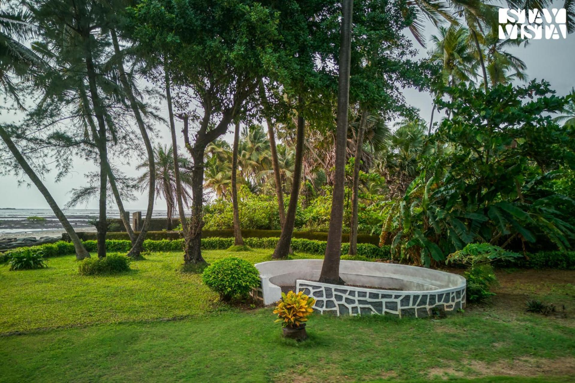 Stayvista's Bharat - Beachfront Serenity With A Spacious Lawn *