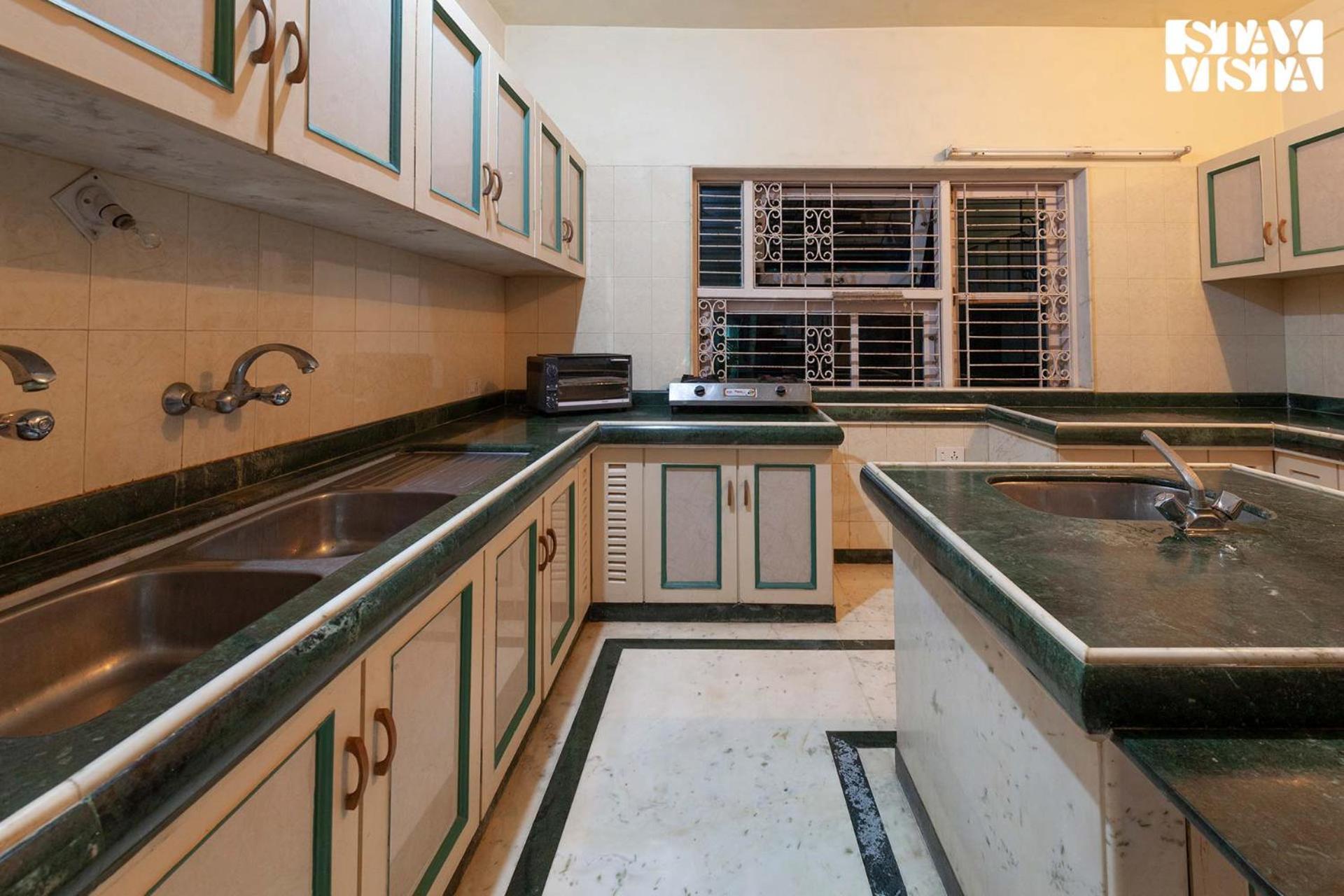 Villa Stayvista's Bharat - Beachfront Serenity With A Spacious Lawn