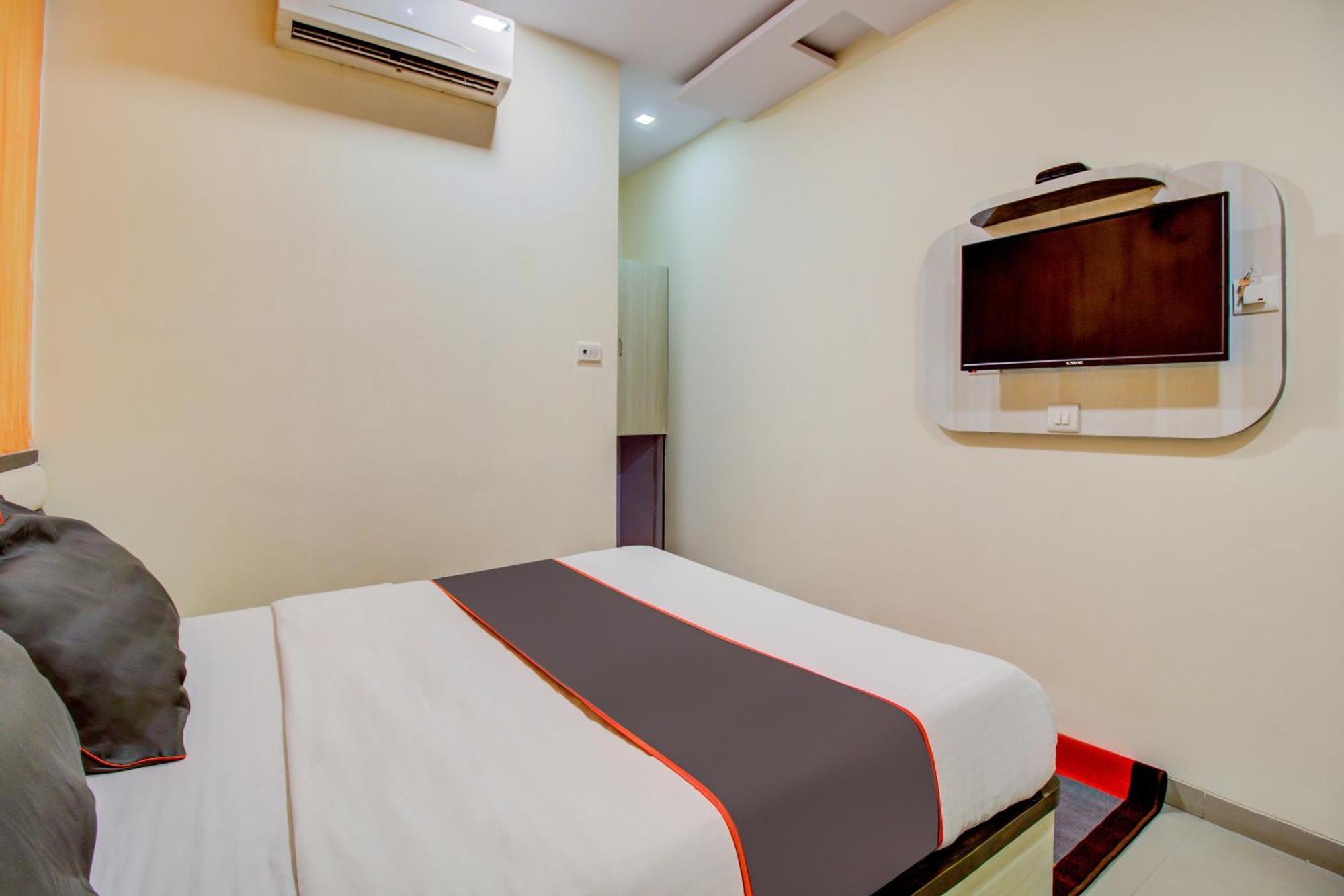 Collection O Golden Tulipz Boutique Hotel