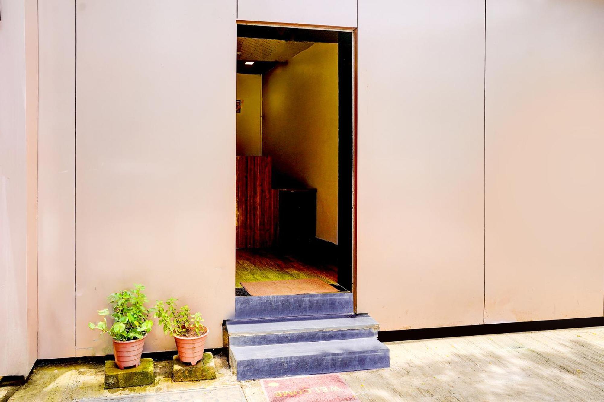 Fabexpress Sumit Palace Mumbai
