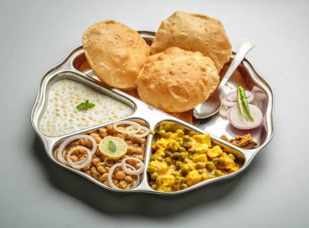 Hotel Glitz United-boomerang & Powai Iit