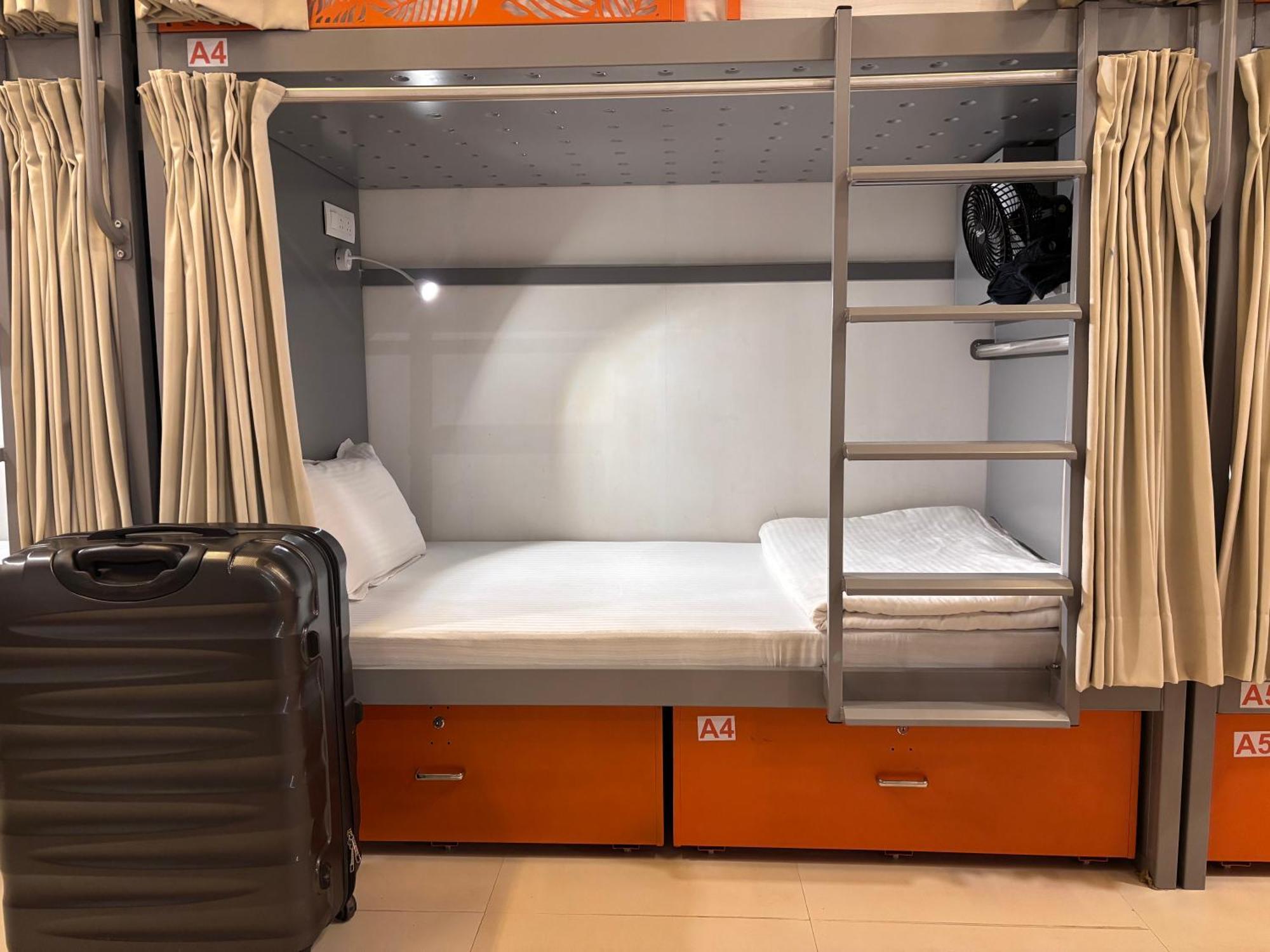 Ostelo Airport Hostel