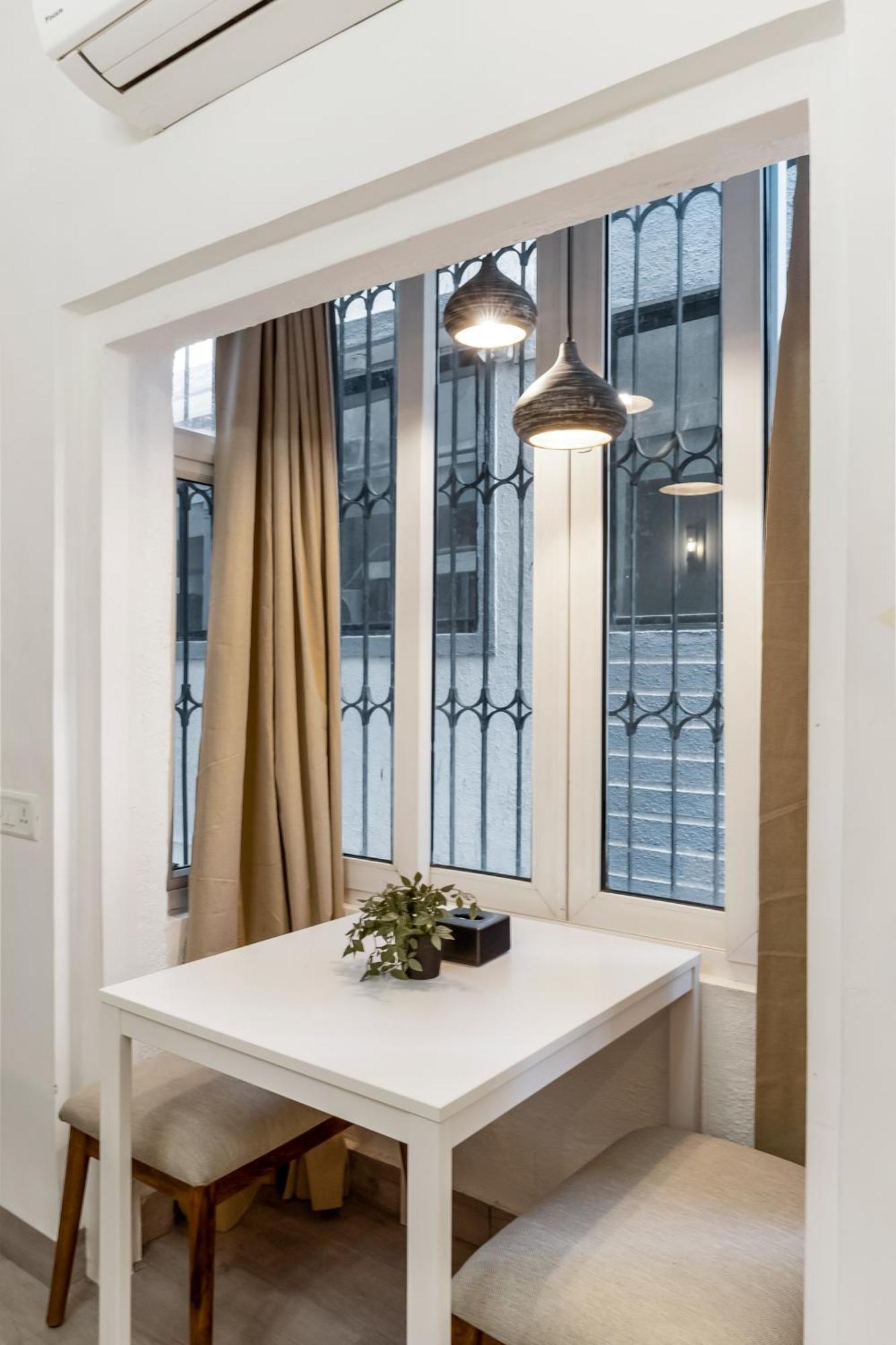 Vera 1bhk Bandra W By The Company * Mumbai