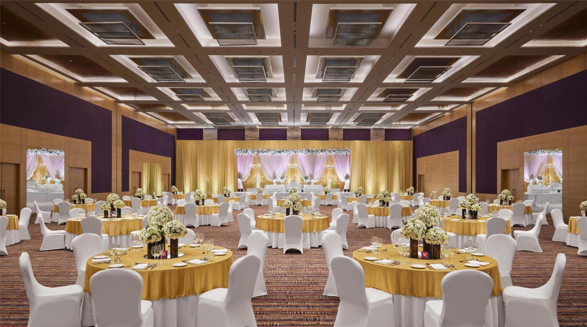 Grand Hyatt And Residences 5*