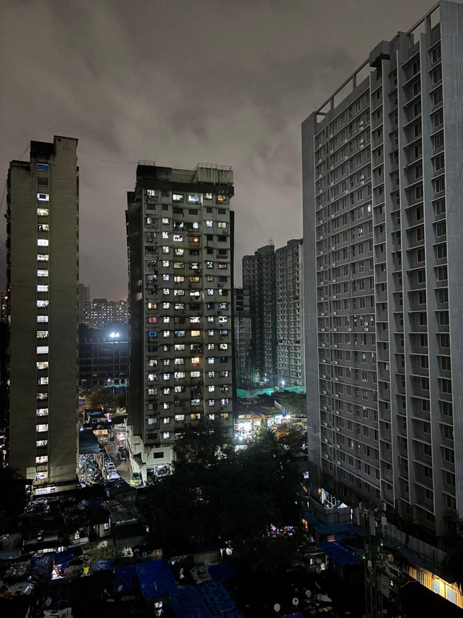 Apartment Atithi Homes Luxe Kandivali *
