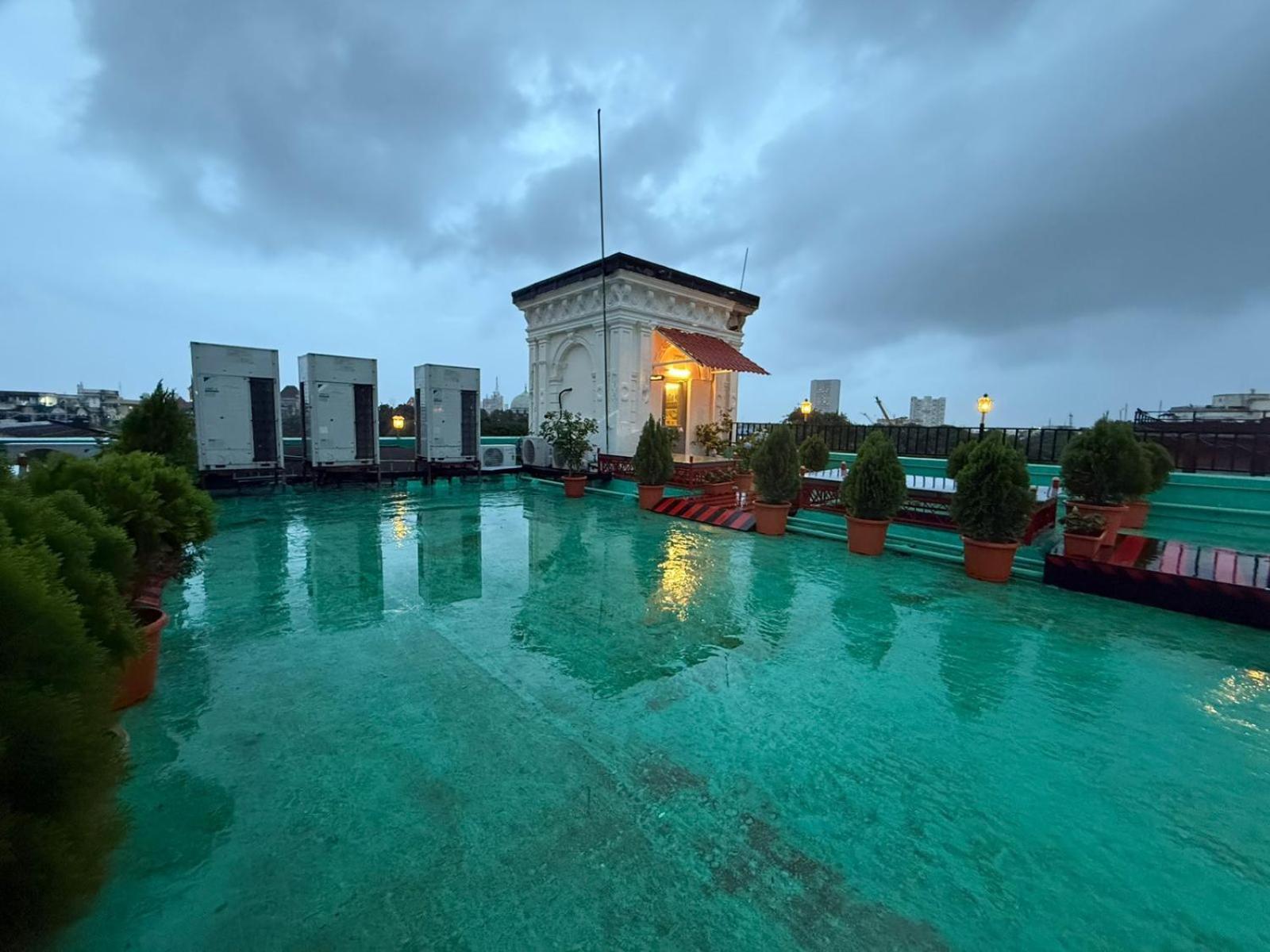 Hotel Suba Palace Near Gateway Of India 4*