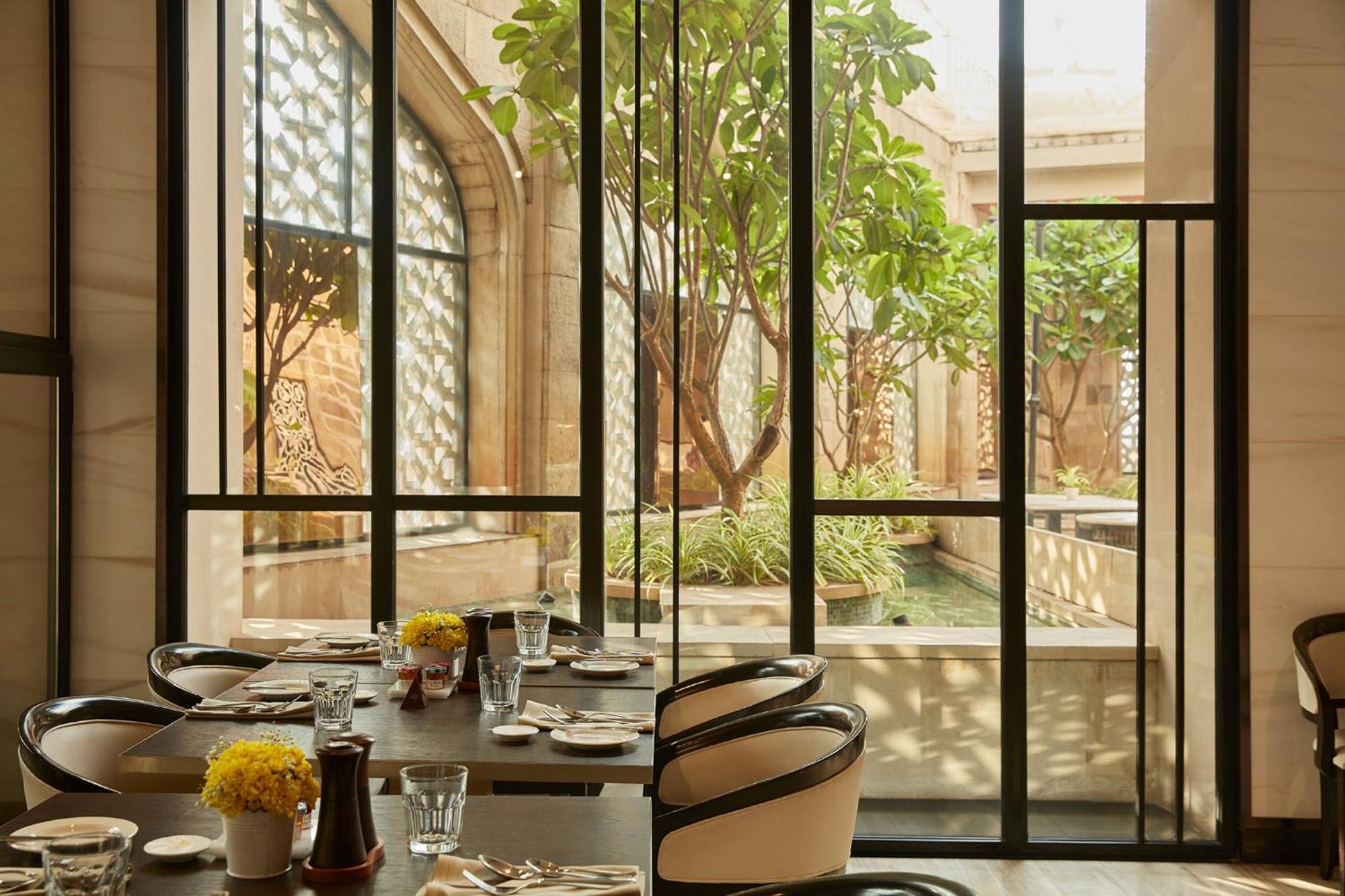 Hotel The Taj Mahal Tower, 5*