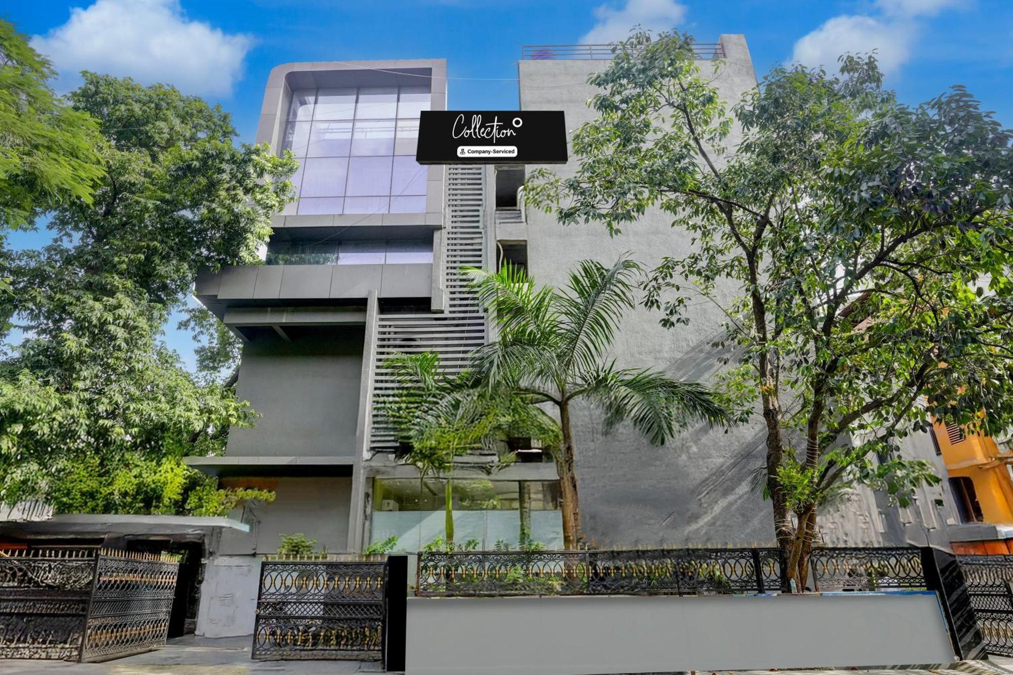 Super Collection O Sanpada Railway Junction Hotel 3*