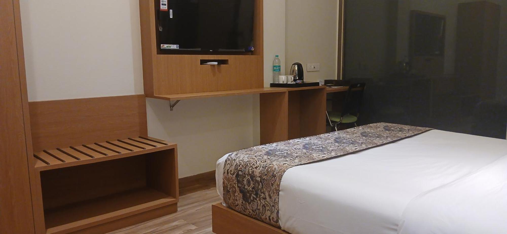 Hotel Shine Hospitality Premium 3*