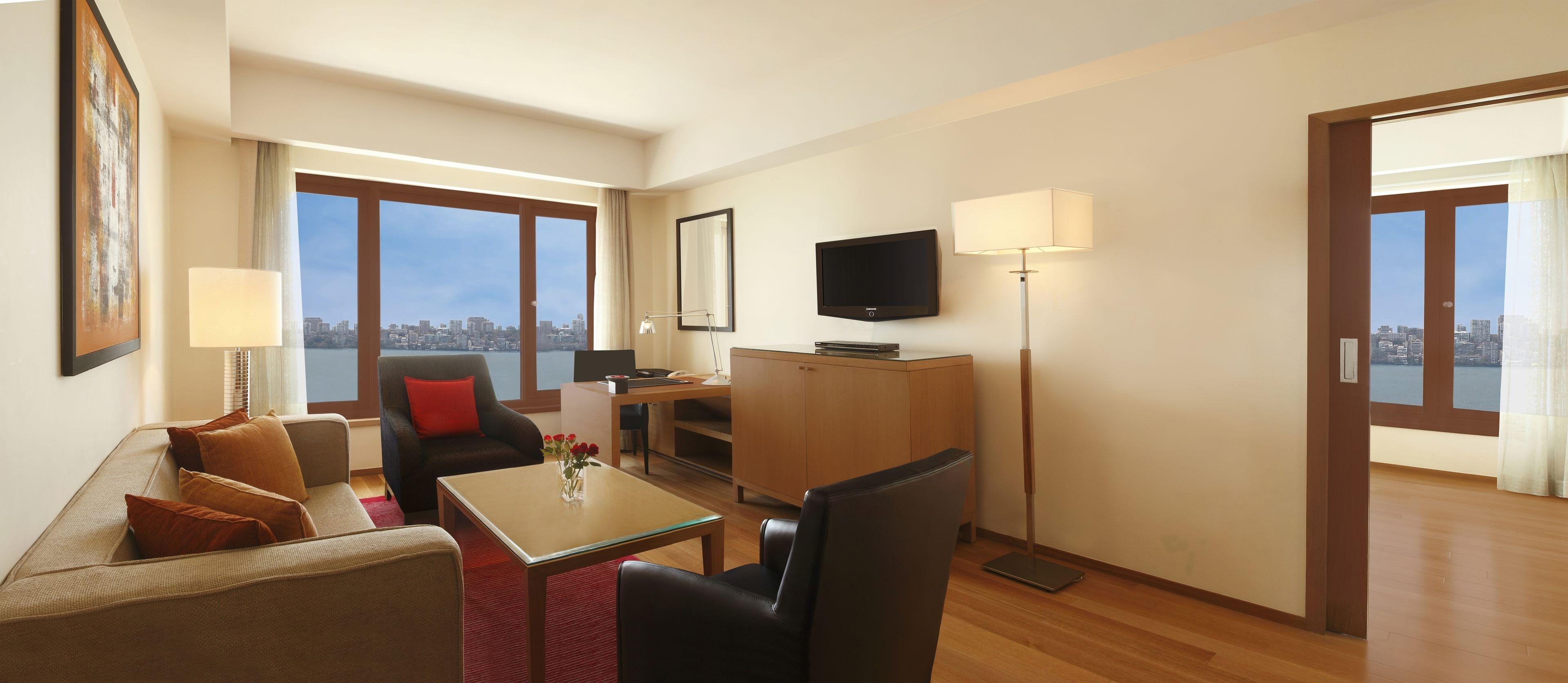 Trident Nariman Point 5*