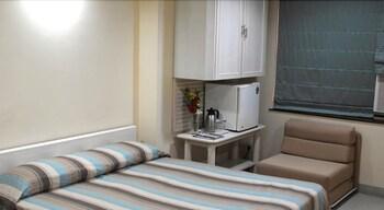 Airlines International Hotel 2*