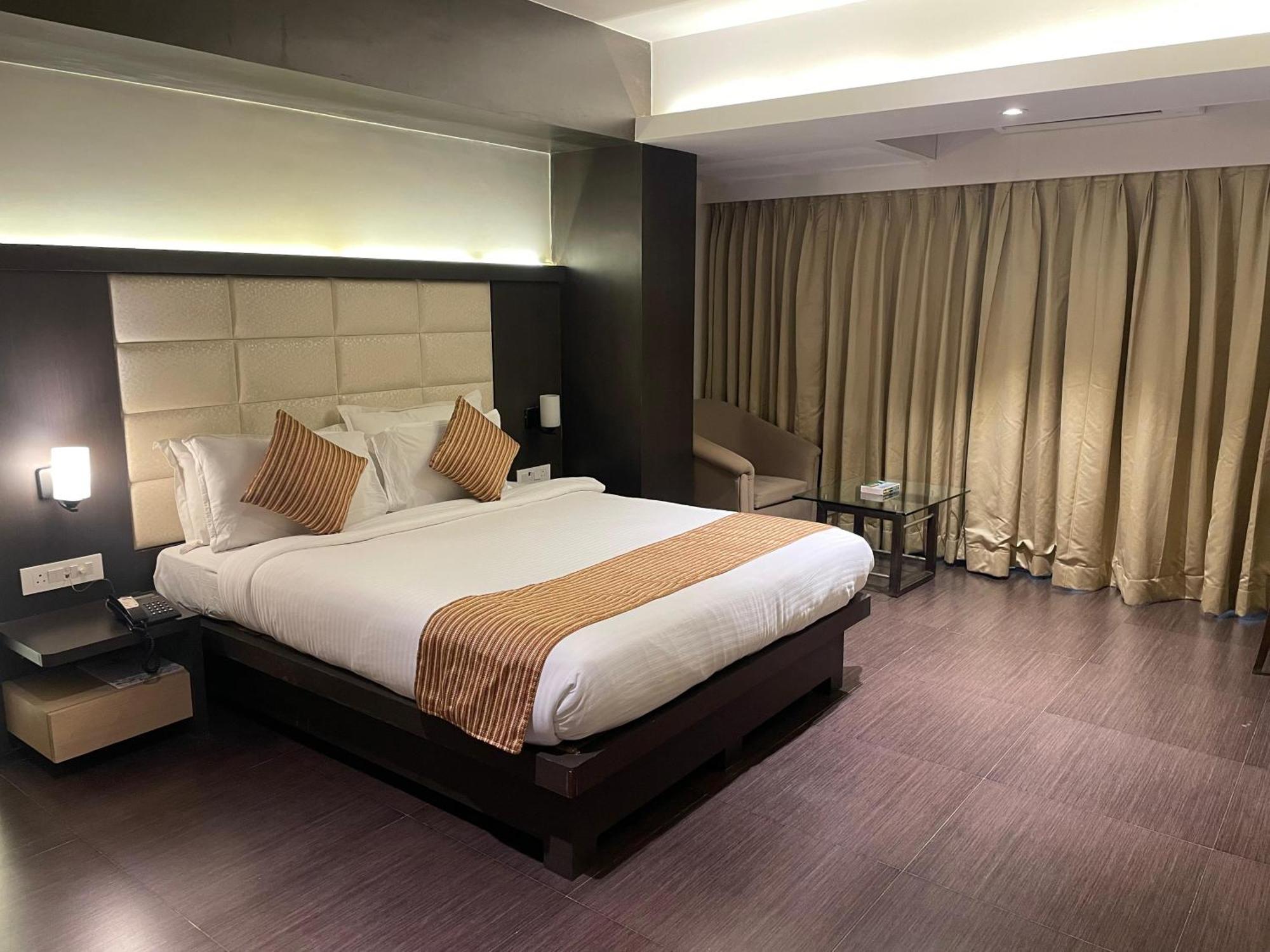 Hotel Galaxy Beacon Hotel, Santacruz ,mumbai