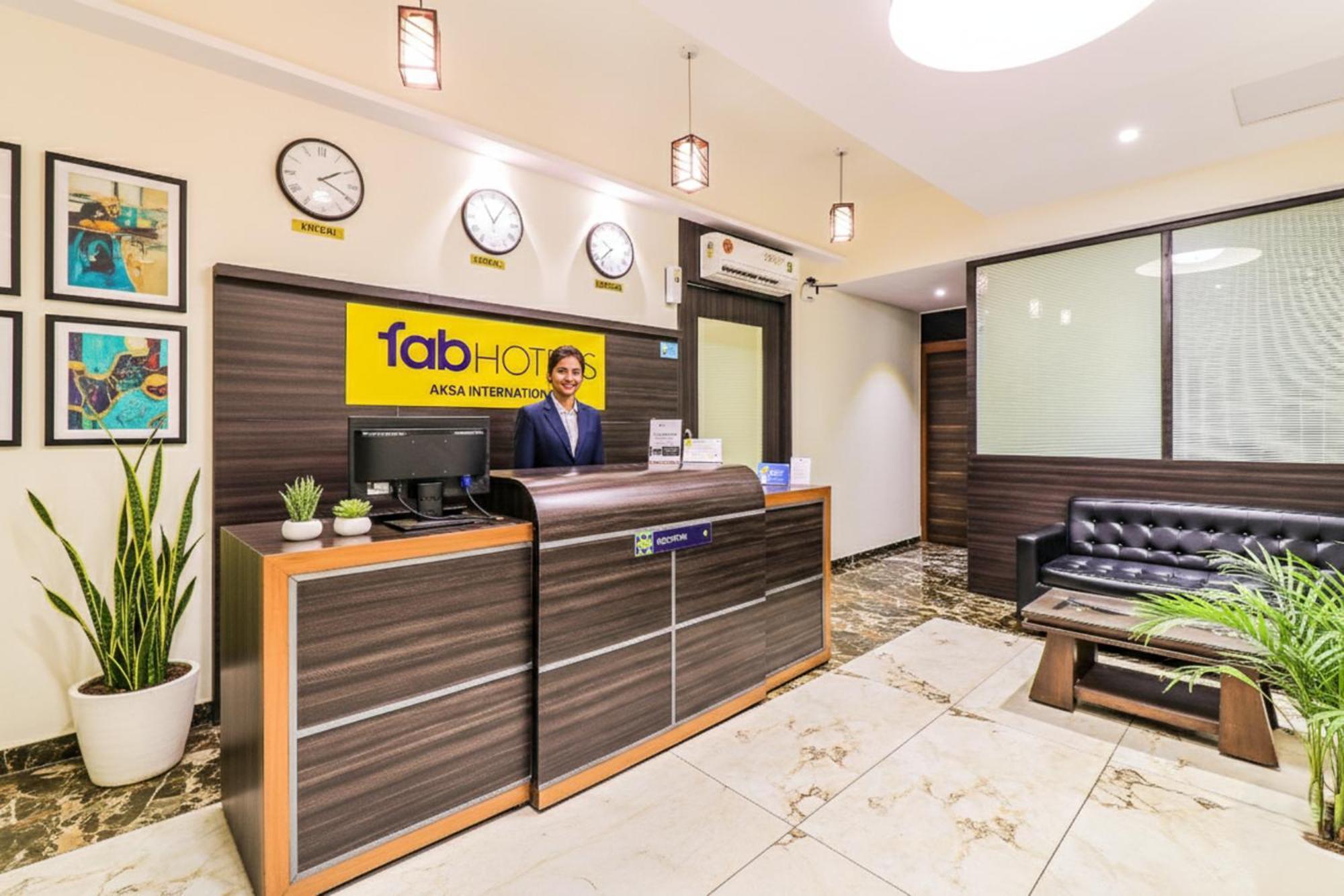 Hotel Fabhotel Aksa International 3*