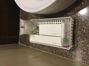 Landmark Annexe Hotel 3*