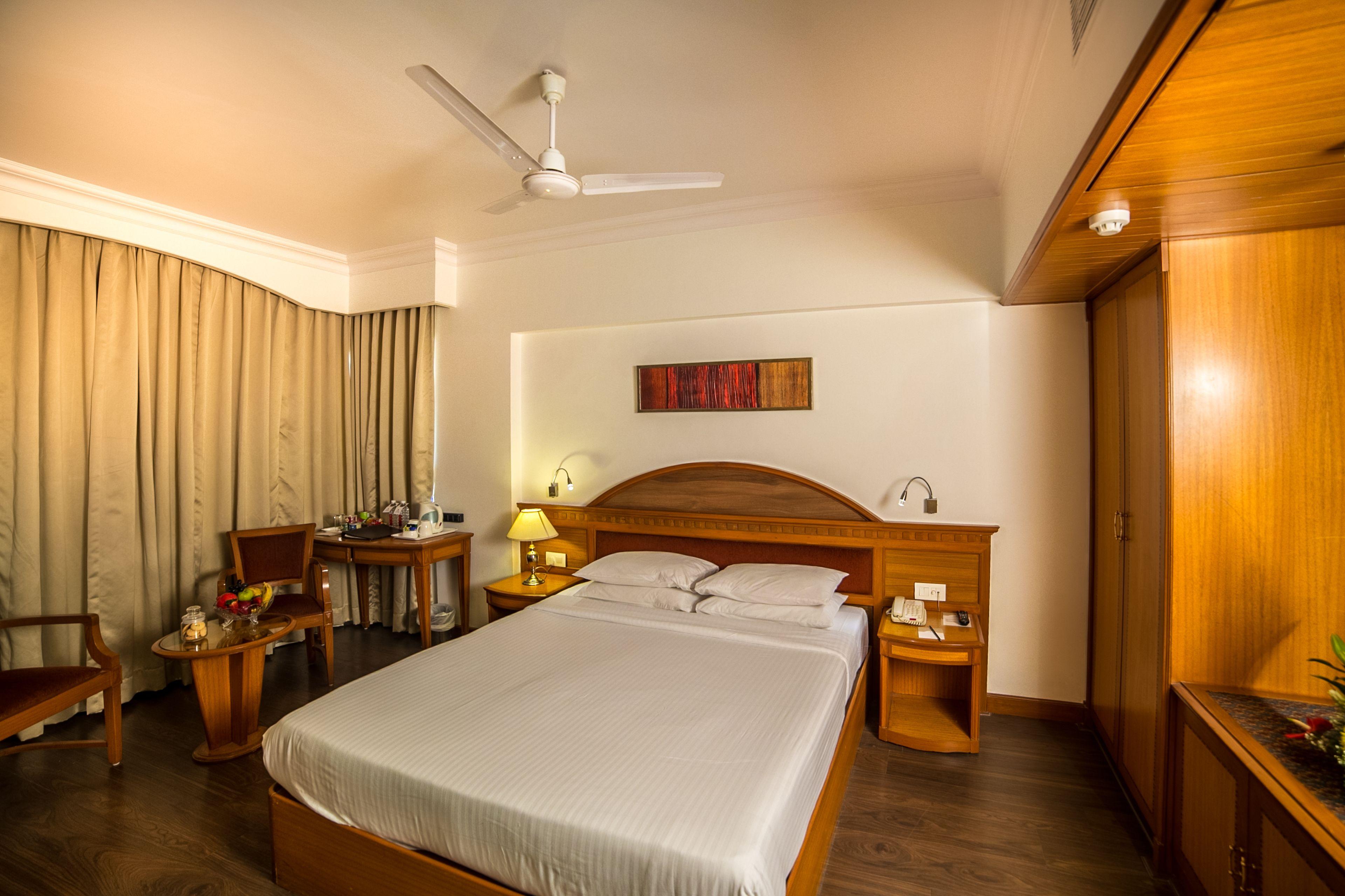 Fariyas , Colaba Hotel Mumbai