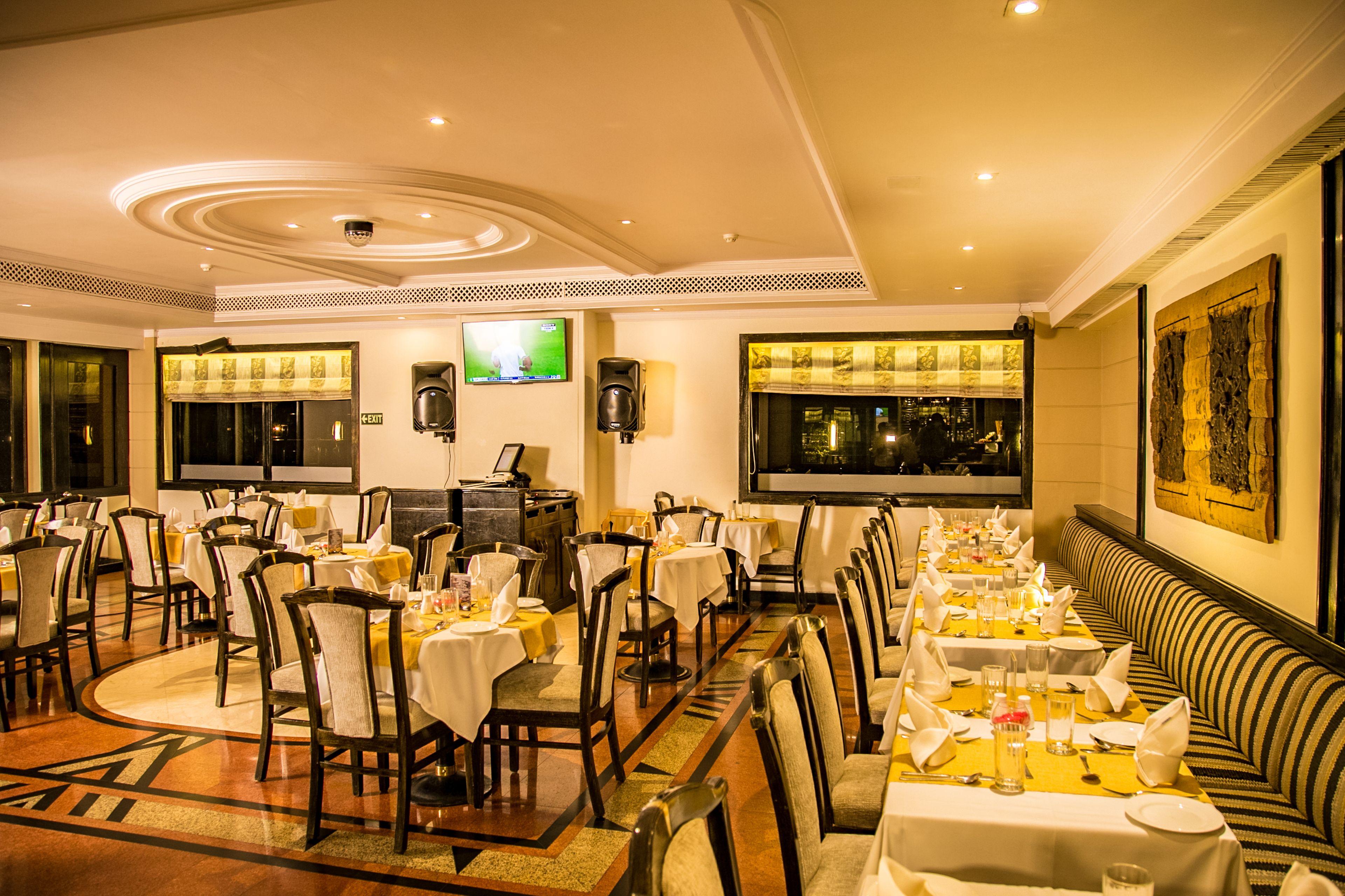Fariyas , Colaba