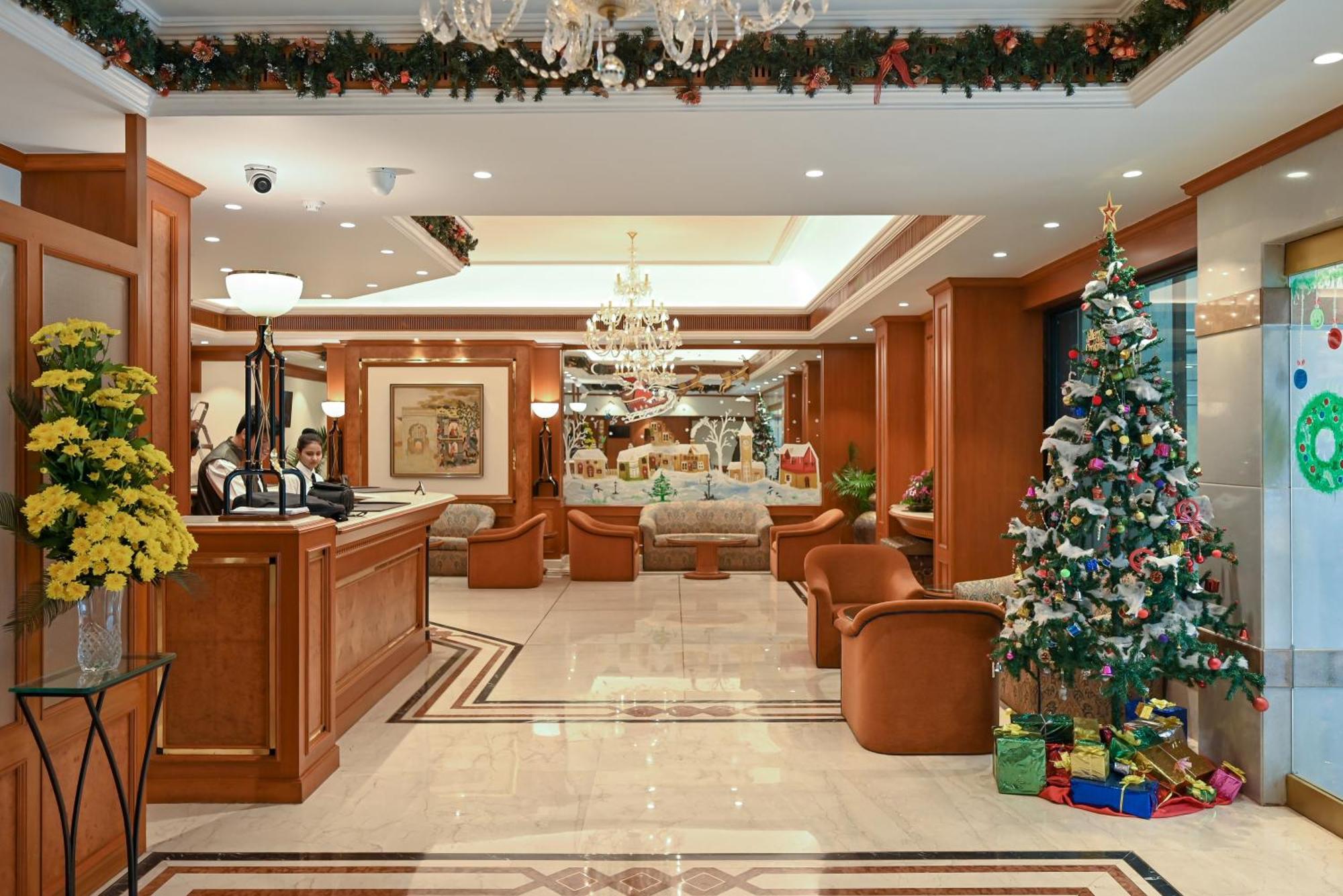 Fariyas , Colaba Hotel 4*