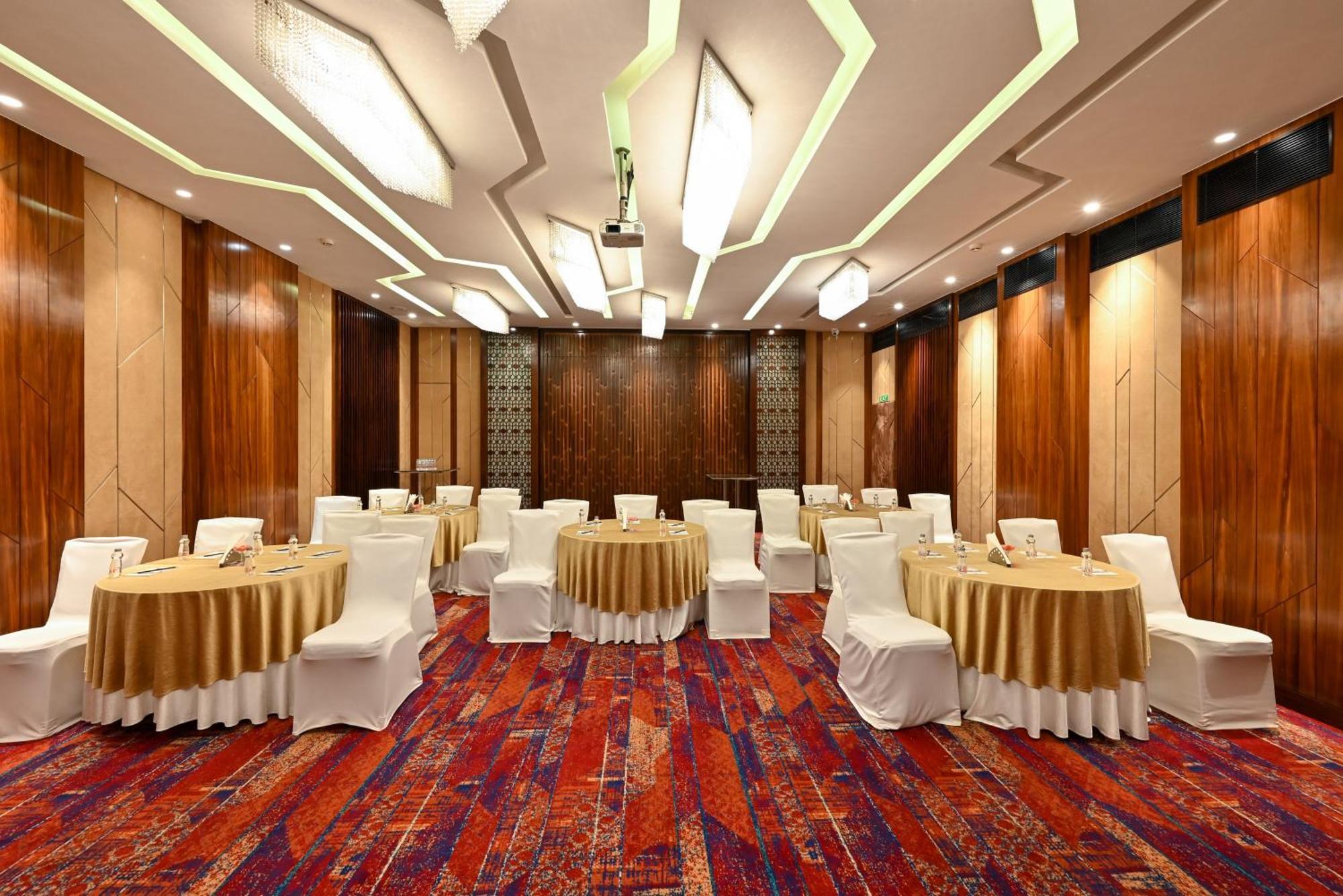 Hotel Fariyas , Colaba