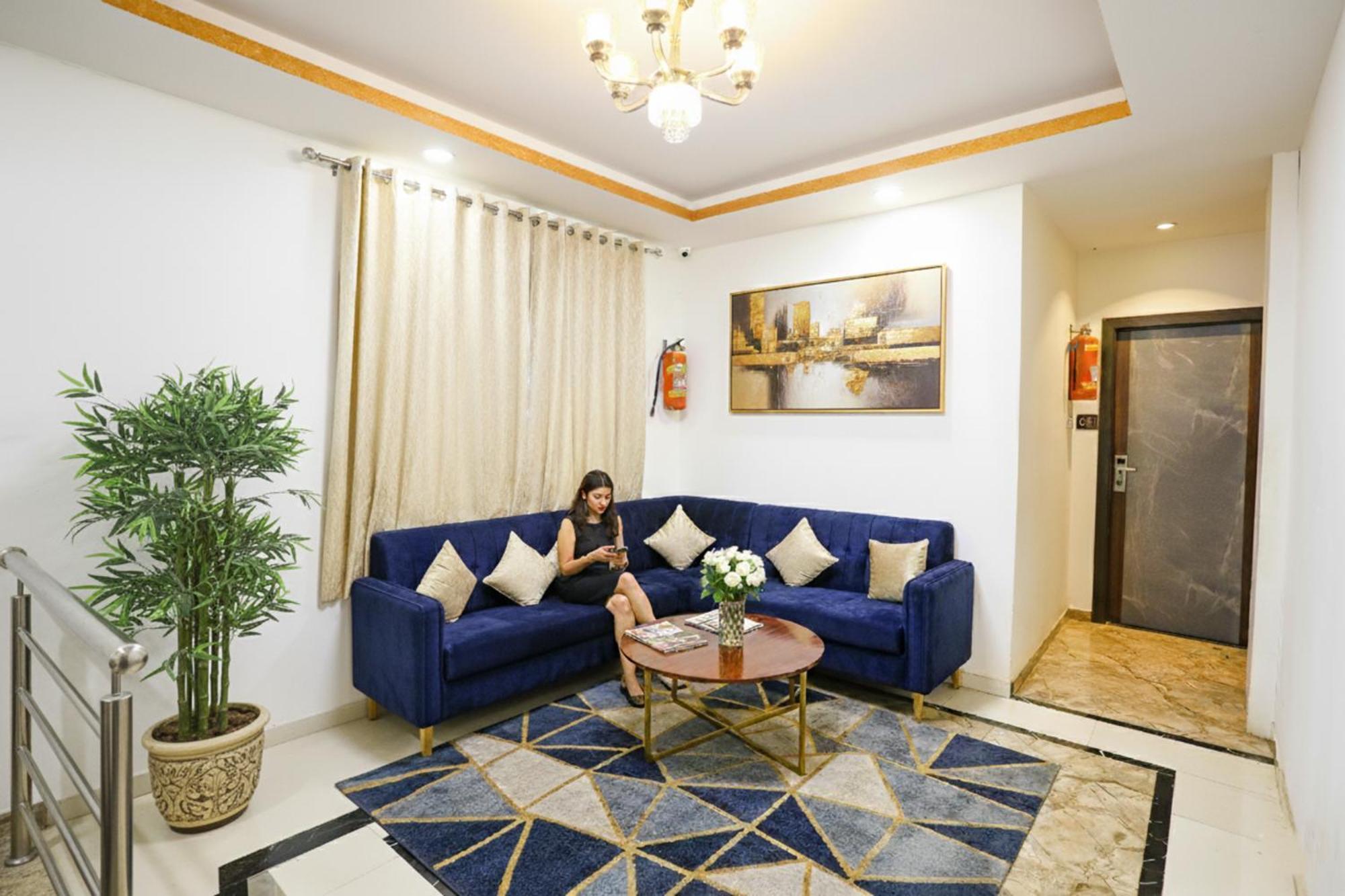 Hotel Fabhotel Bkc Anex 2*