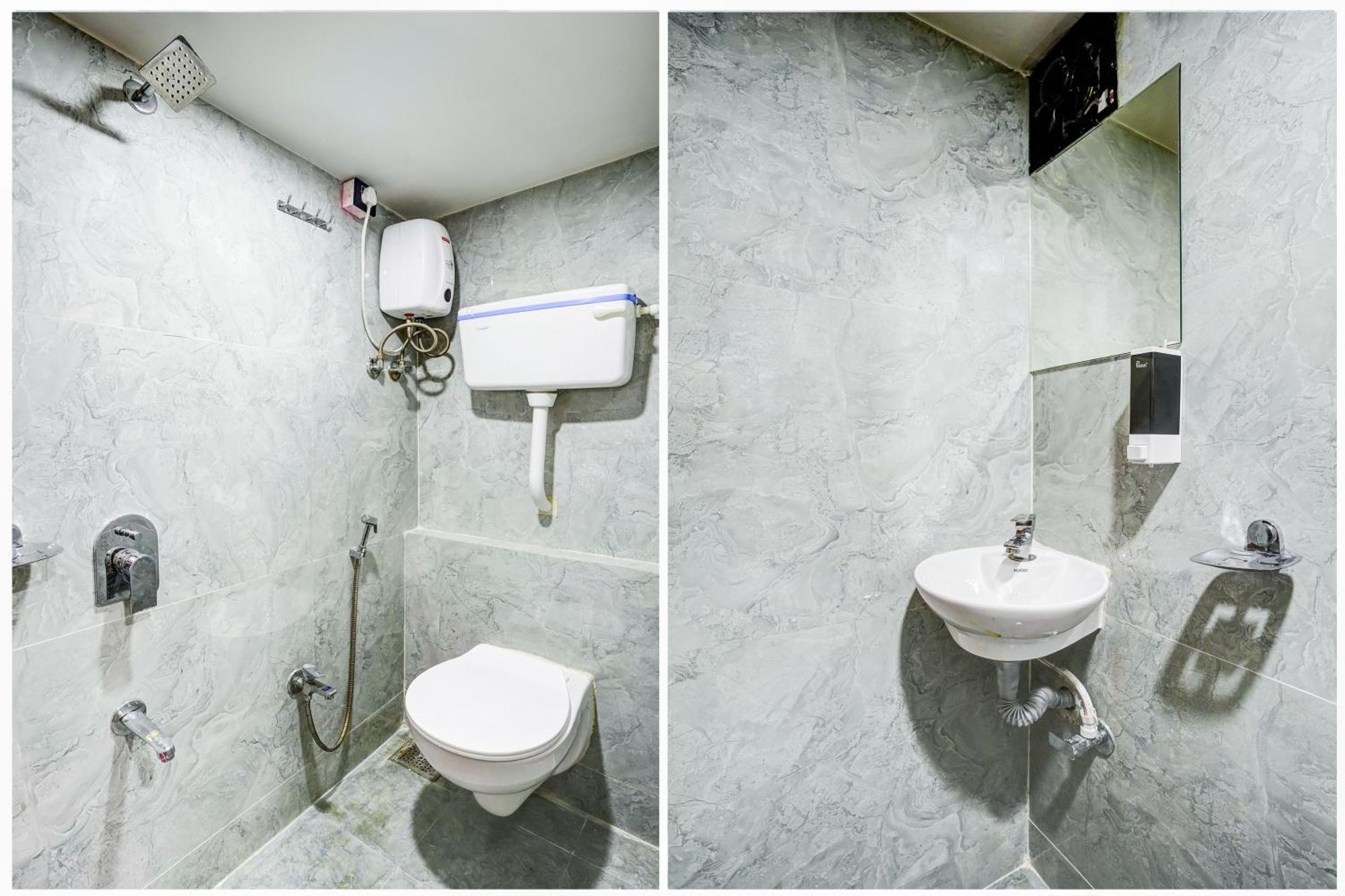 Super O Santacruz Railway Junction Formerly Kharsubway 3*