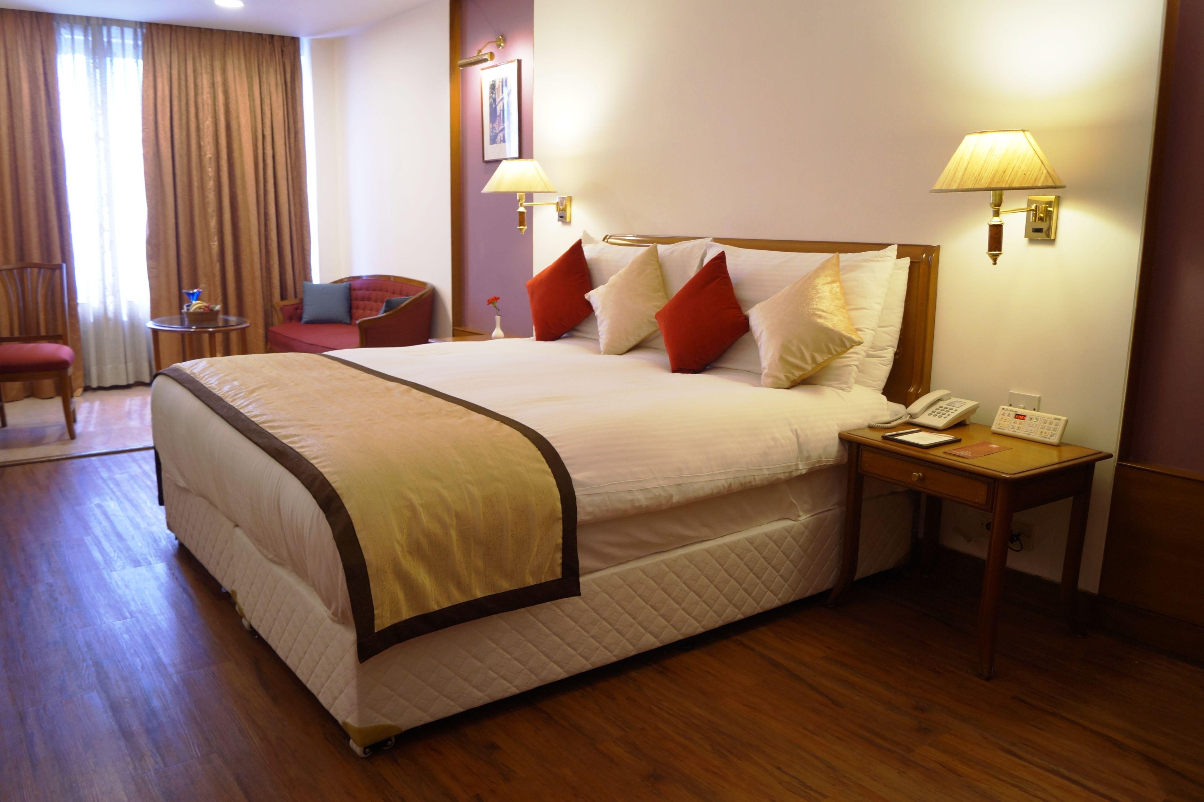 The Ambassador, Marine Drive,