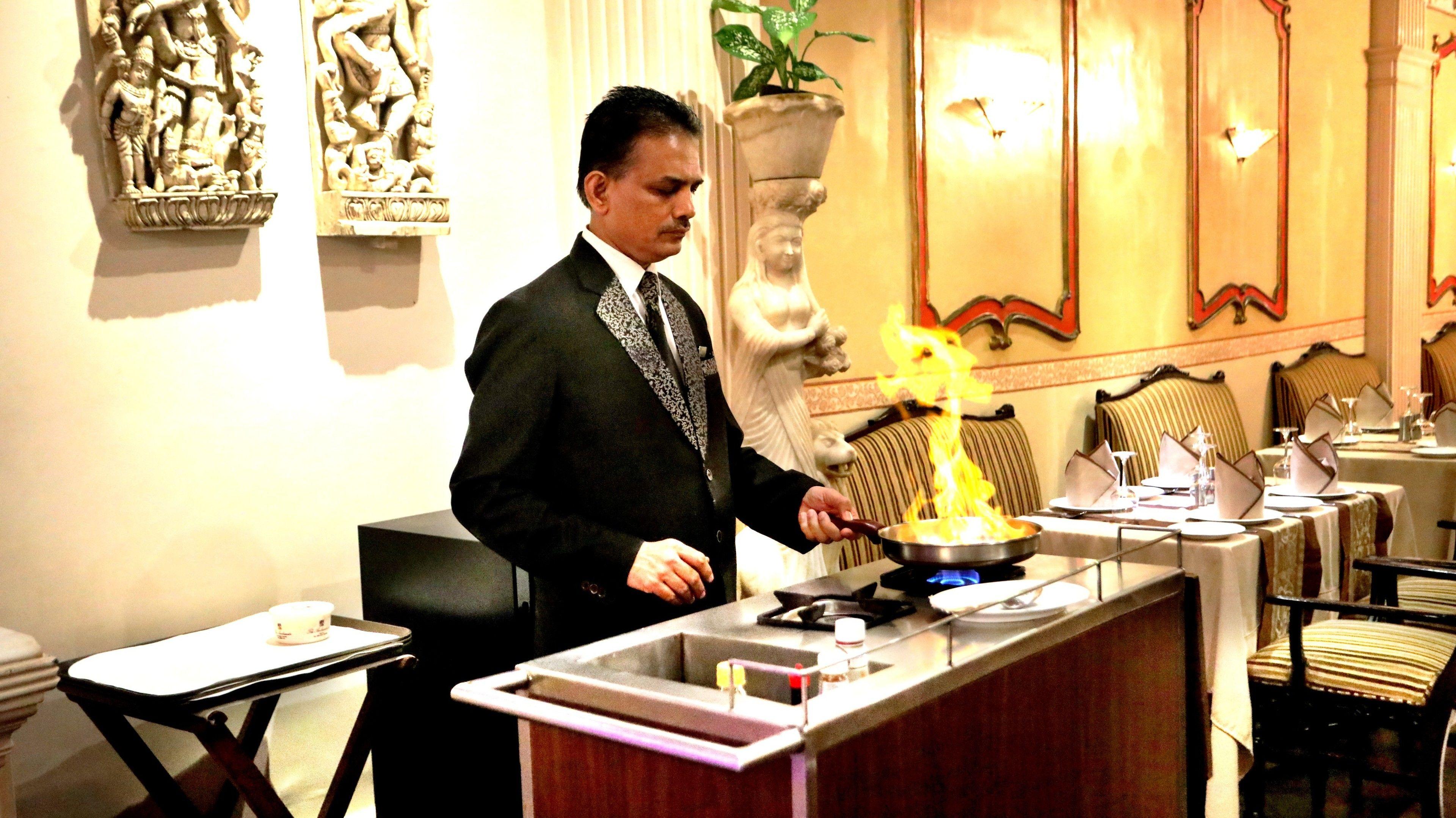 The Ambassador, Marine Drive, 4*