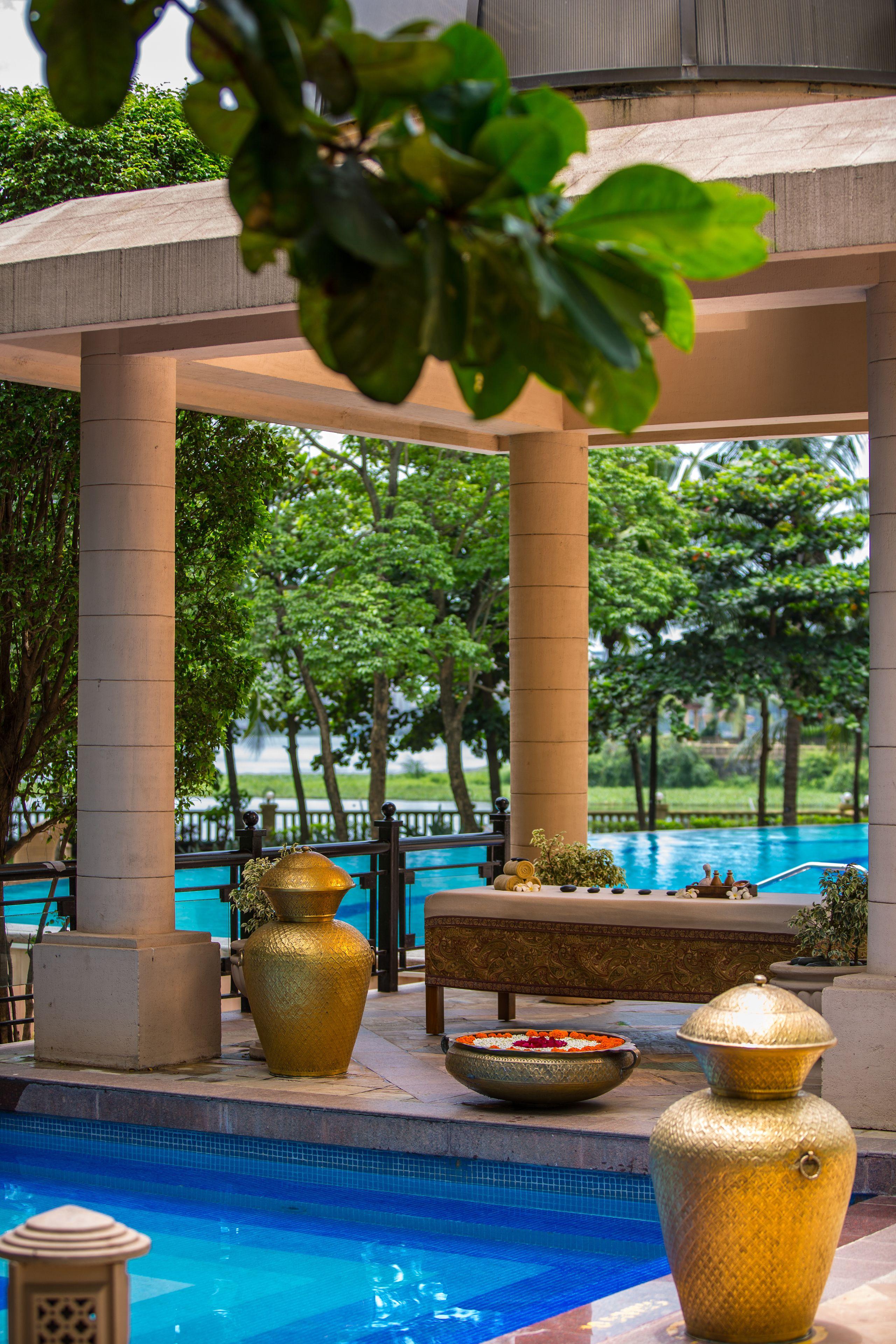 Marriott Executive - Lakeside Chalet, Hotel