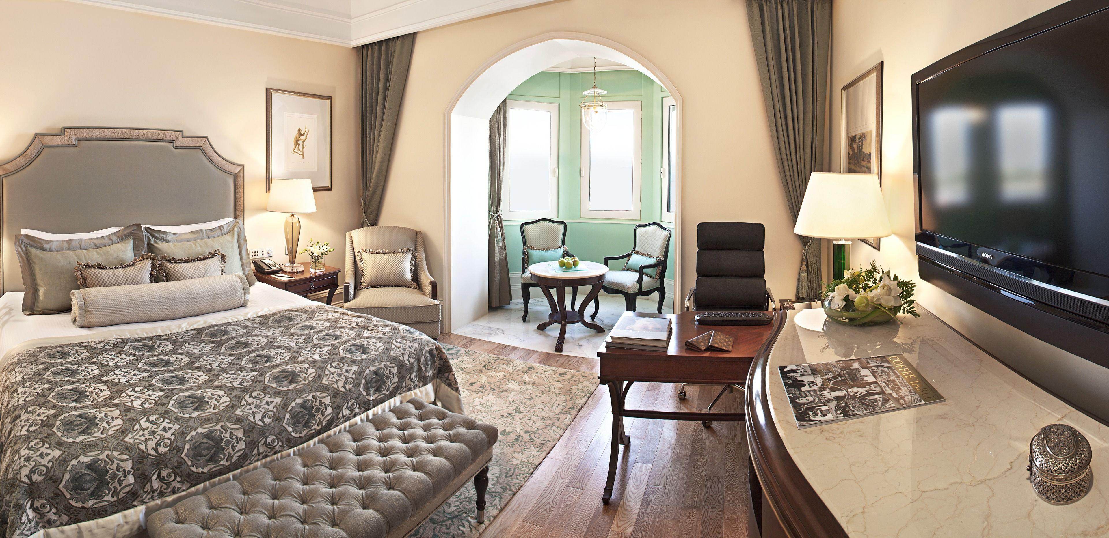 The Taj Mahal Tower, 5*